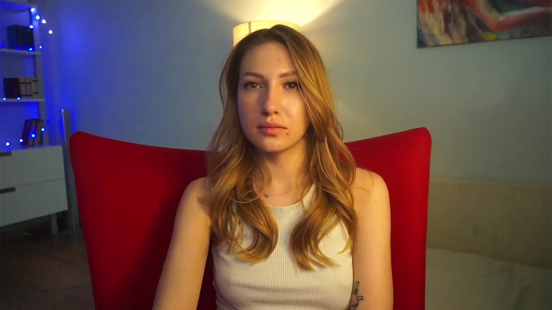 Gallery image thumbnail from LovelyGin's myfreecams stream on, 02/13/2025, 20:15 image 2 of 20