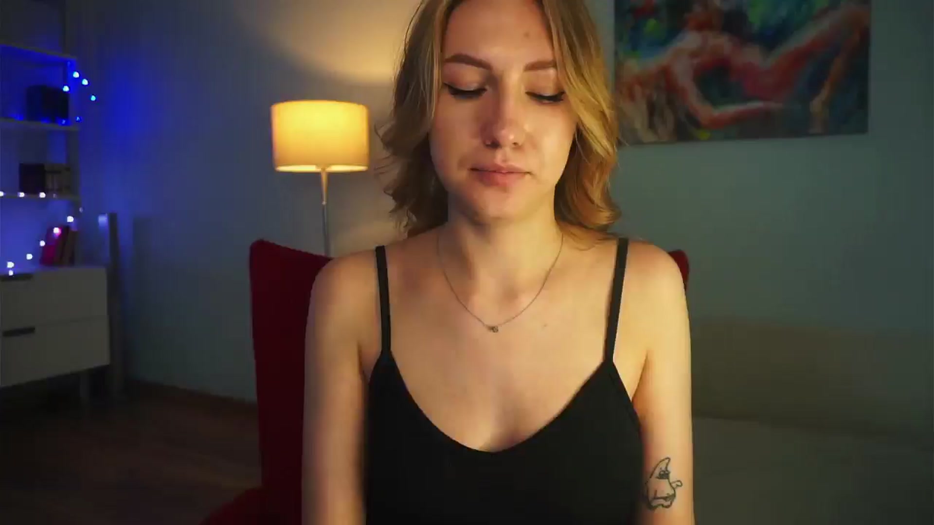 Gallery image thumbnail from LovelyGin's myfreecams stream on, 02/19/2025, 18:56 image 5 of 20