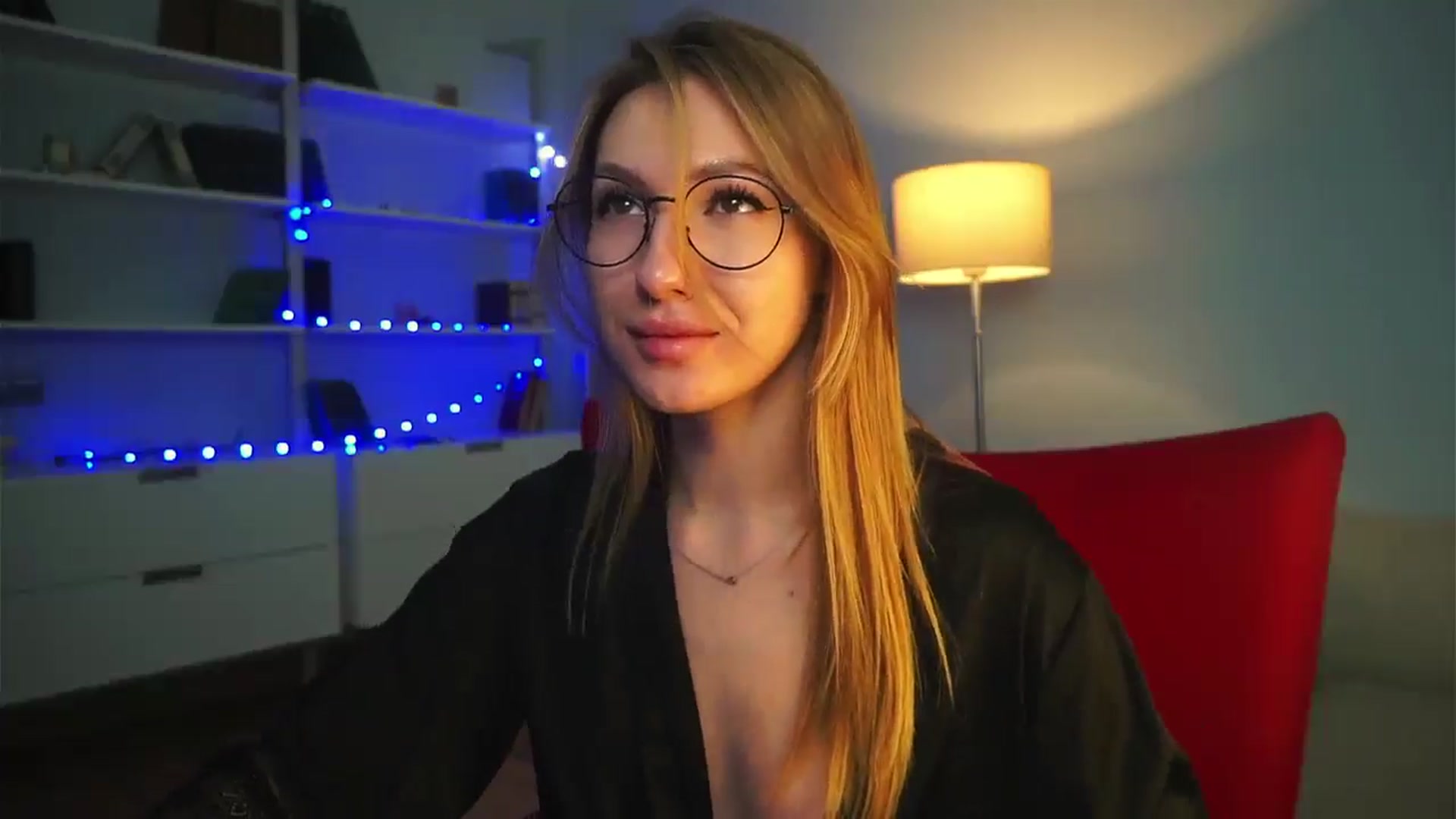 Gallery image thumbnail from LovelyGin's myfreecams stream on, 02/21/2025, 16:48 image 15 of 20