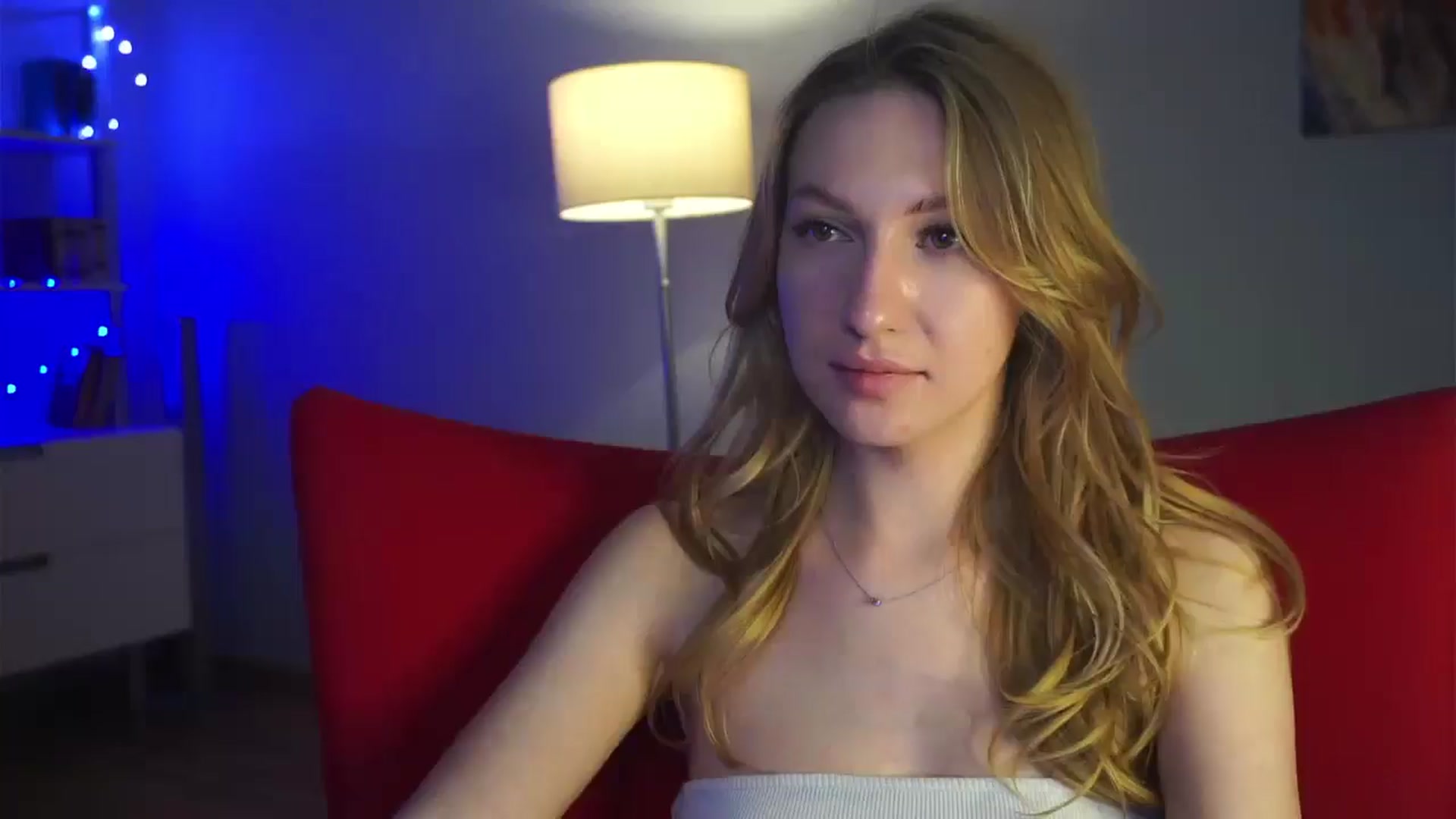 Gallery image thumbnail from LovelyGin's myfreecams stream on, 02/25/2025, 17:25 image 1 of 20