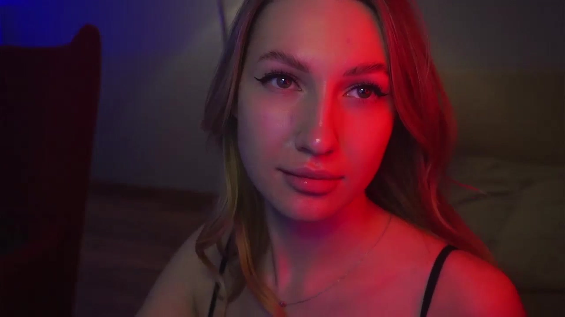 Gallery image thumbnail from LovelyGin's myfreecams stream on, 02/25/2025, 17:25 image 11 of 20