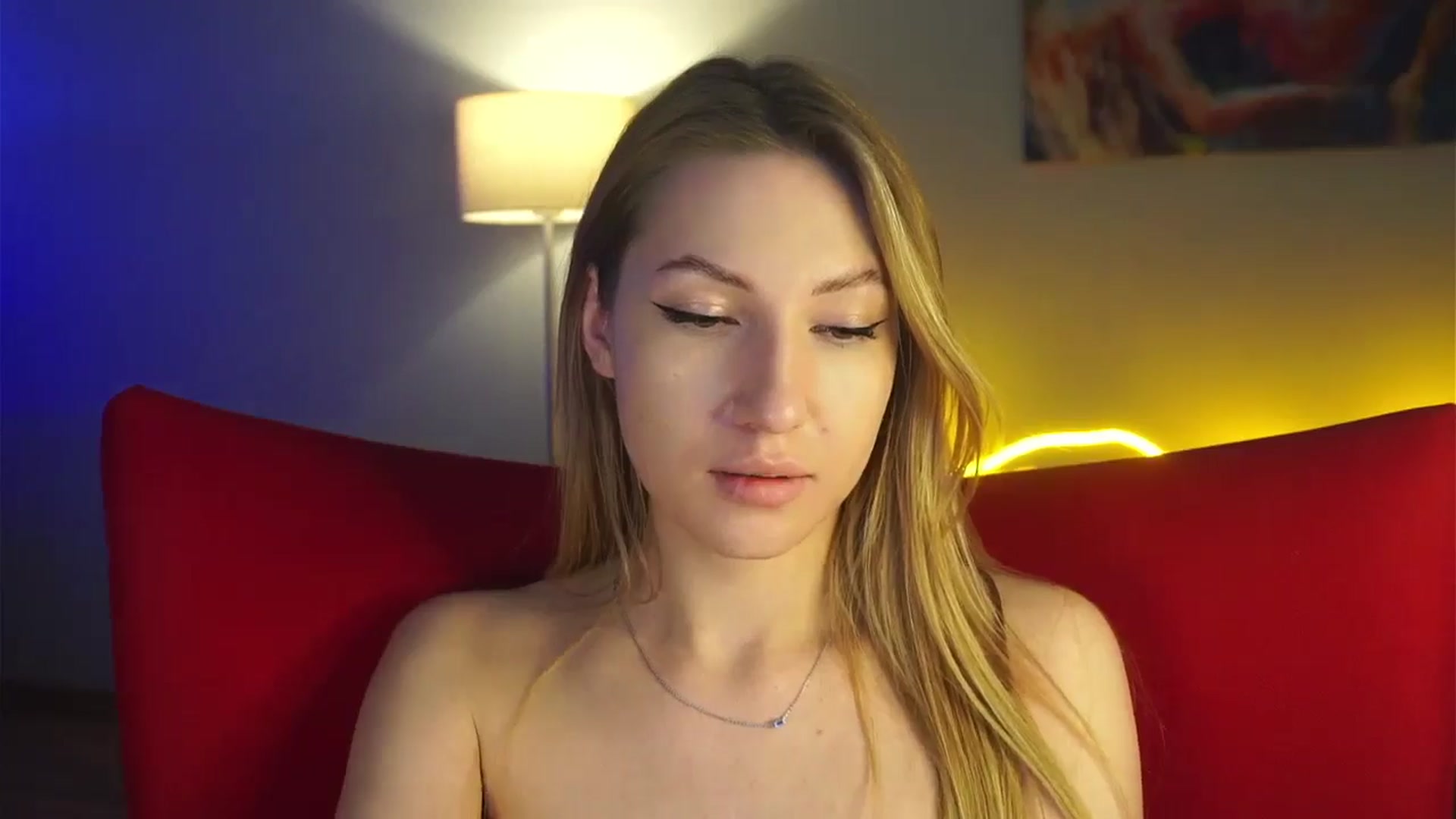 Gallery image thumbnail from LovelyGin's myfreecams stream on, 03/03/2025, 15:51 image 16 of 20