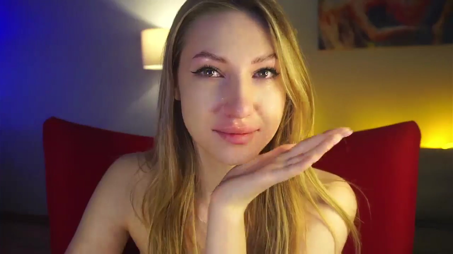 Gallery image thumbnail from LovelyGin's myfreecams stream on, 03/03/2025, 15:51 image 19 of 20