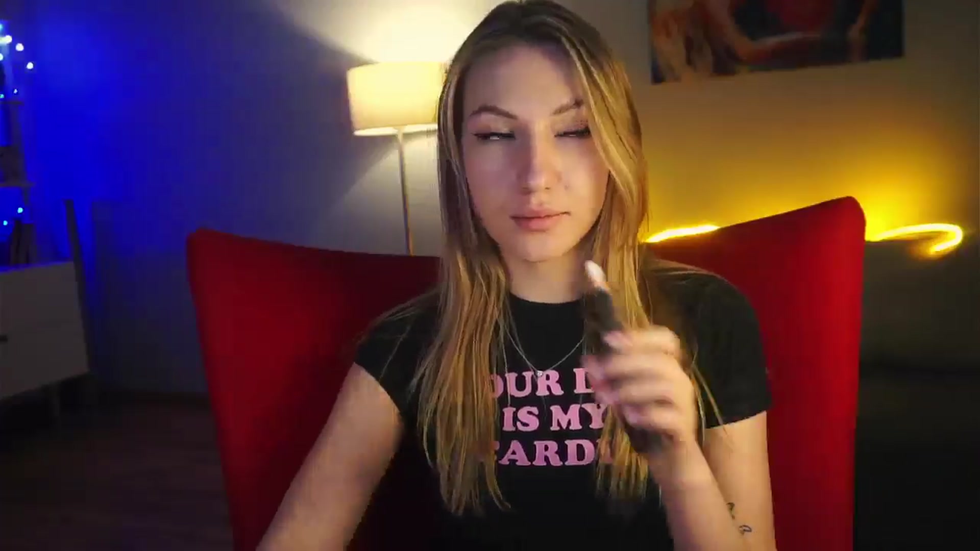 Gallery image thumbnail from LovelyGin's myfreecams stream on, 03/03/2025, 19:21 image 2 of 20