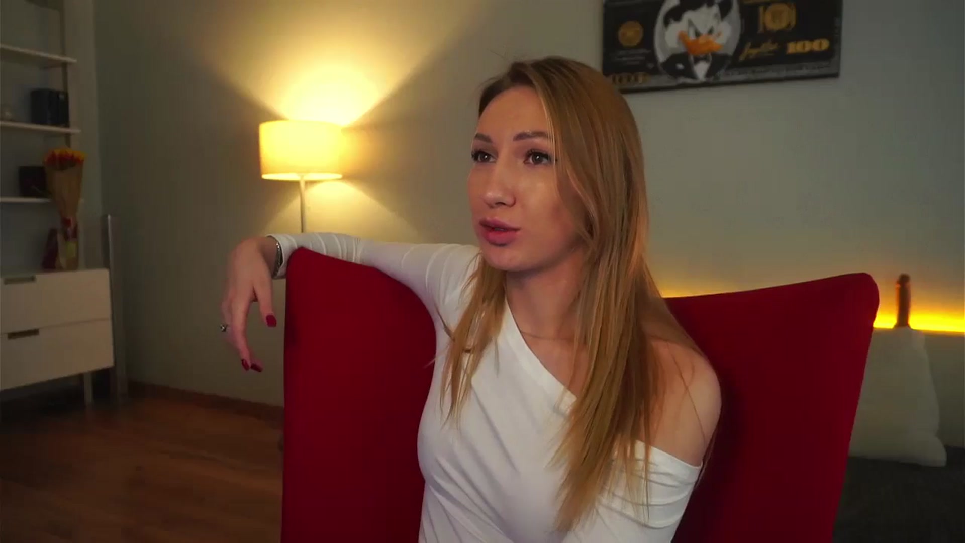 Gallery image thumbnail from LovelyGin's myfreecams stream on, 03/10/2025, 17:02 image 6 of 20
