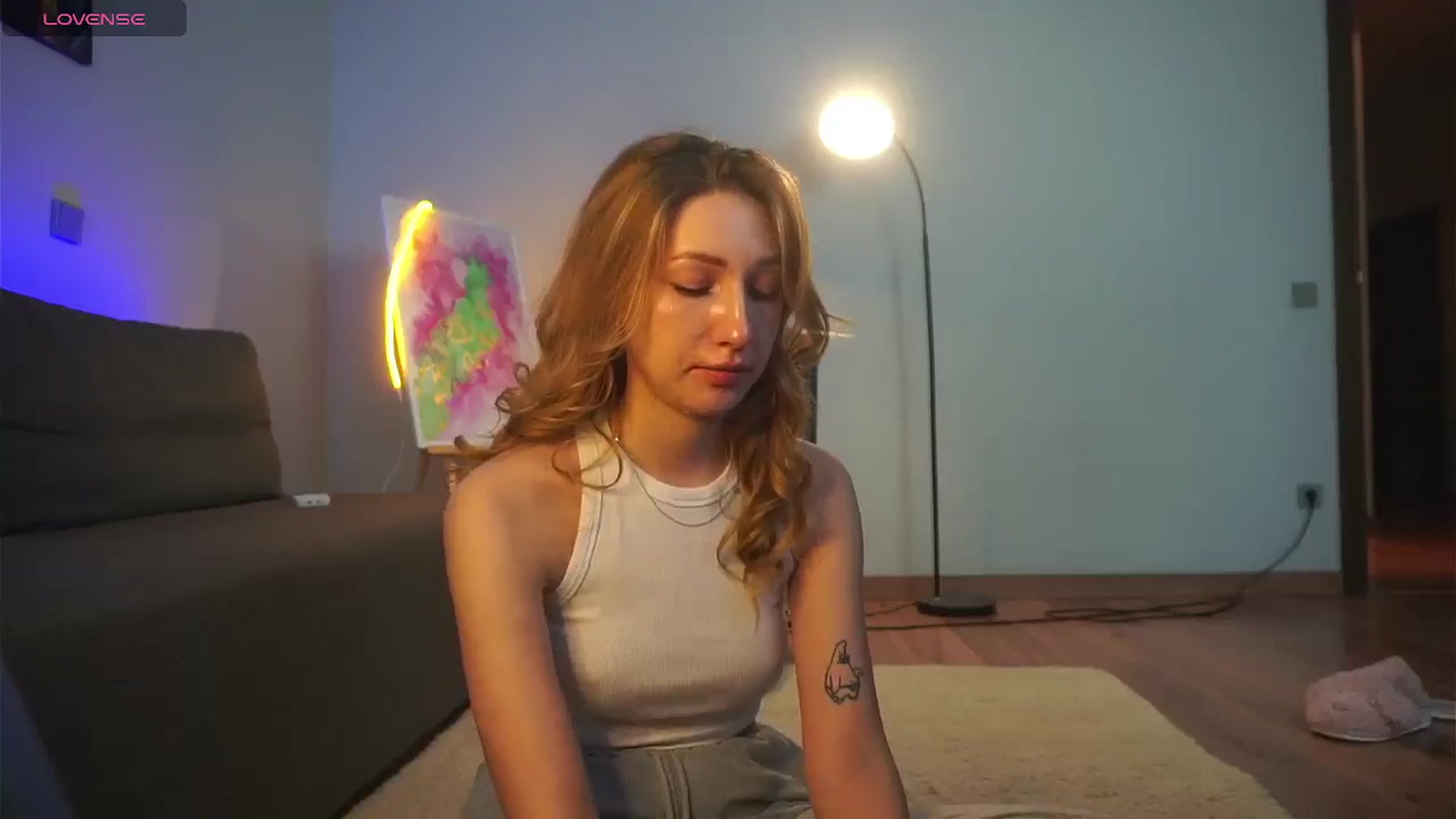 Gallery image thumbnail from LovelyGin's myfreecams stream on, 03/14/2025, 15:20 image 7 of 20