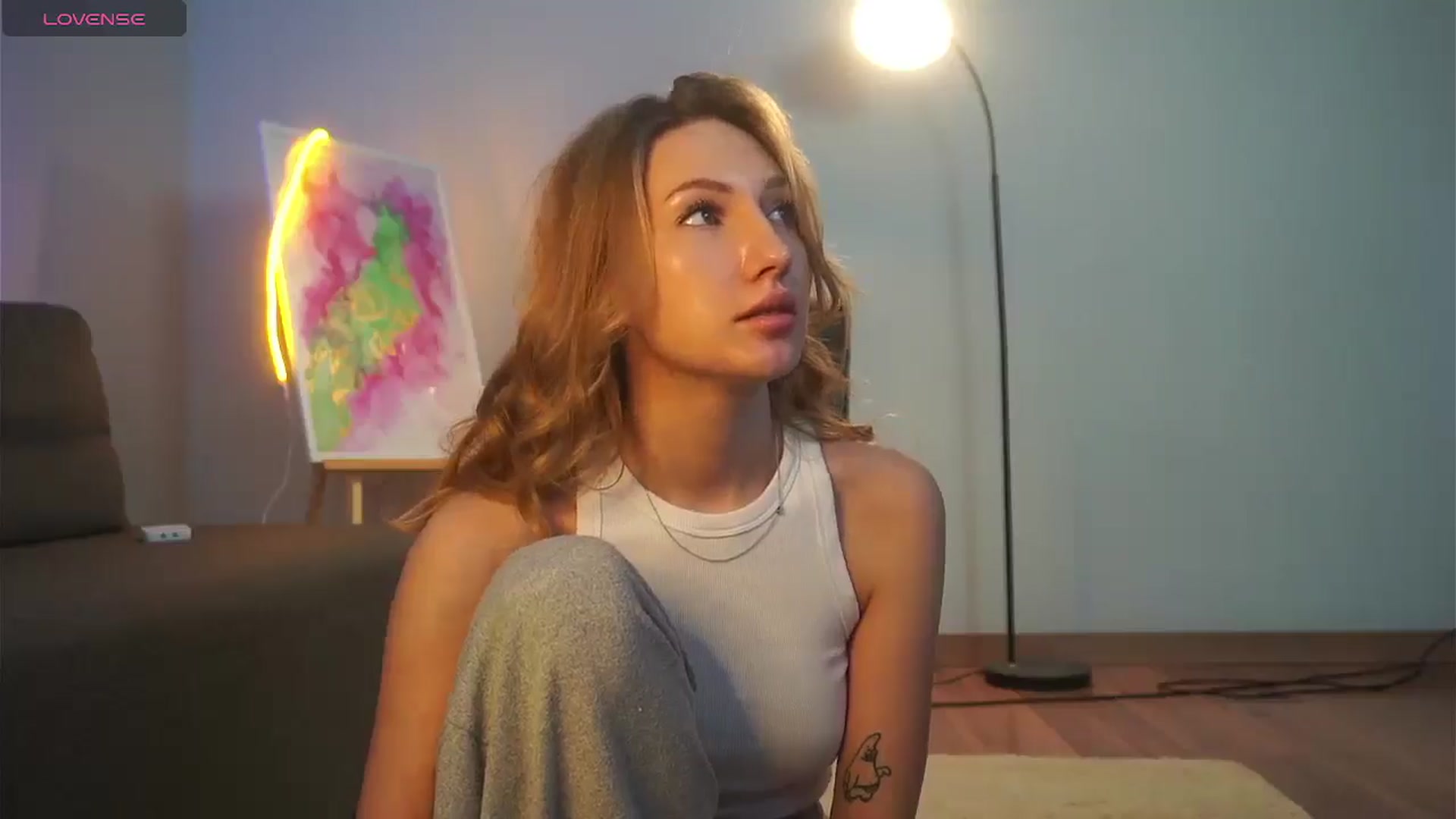Gallery image thumbnail from LovelyGin's myfreecams stream on, 03/14/2025, 15:20 image 11 of 20