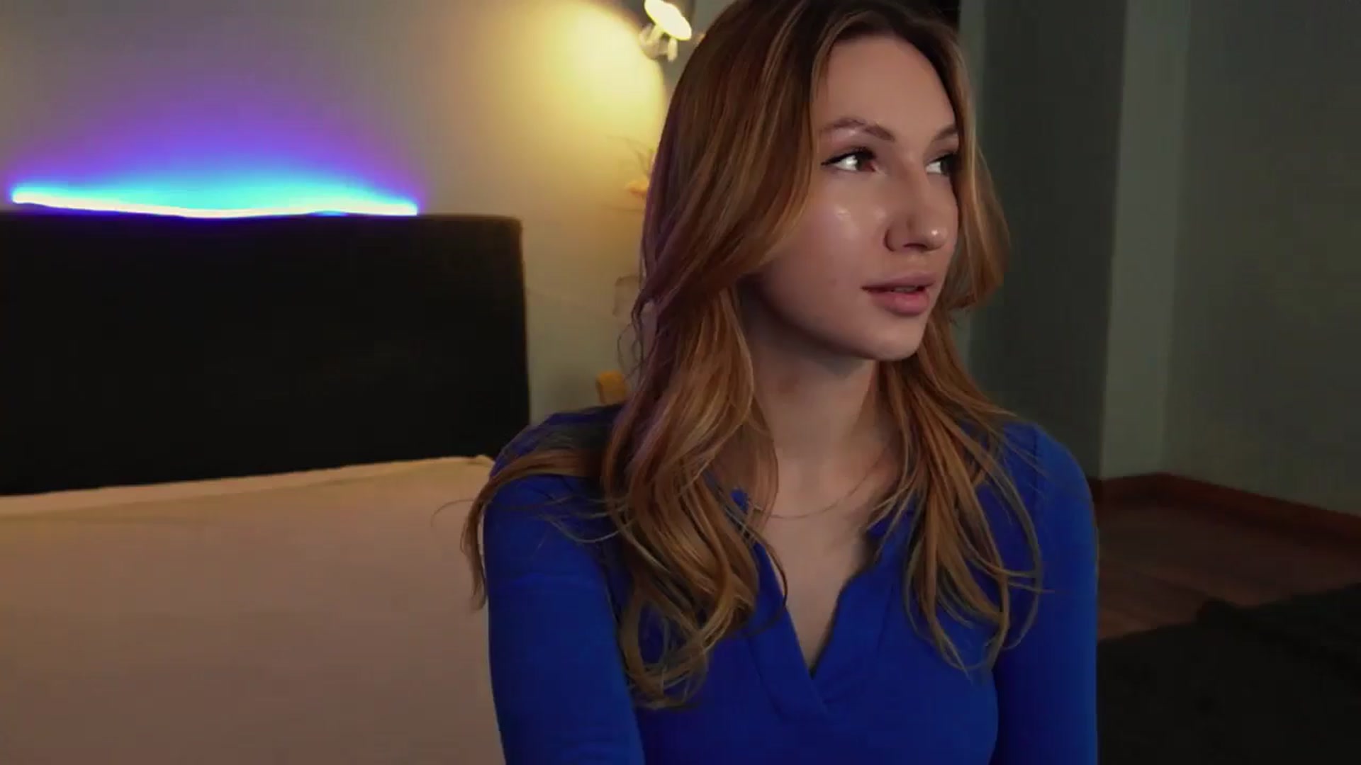 Gallery image thumbnail from LovelyGin's myfreecams stream on, 03/18/2025, 15:29 image 3 of 20
