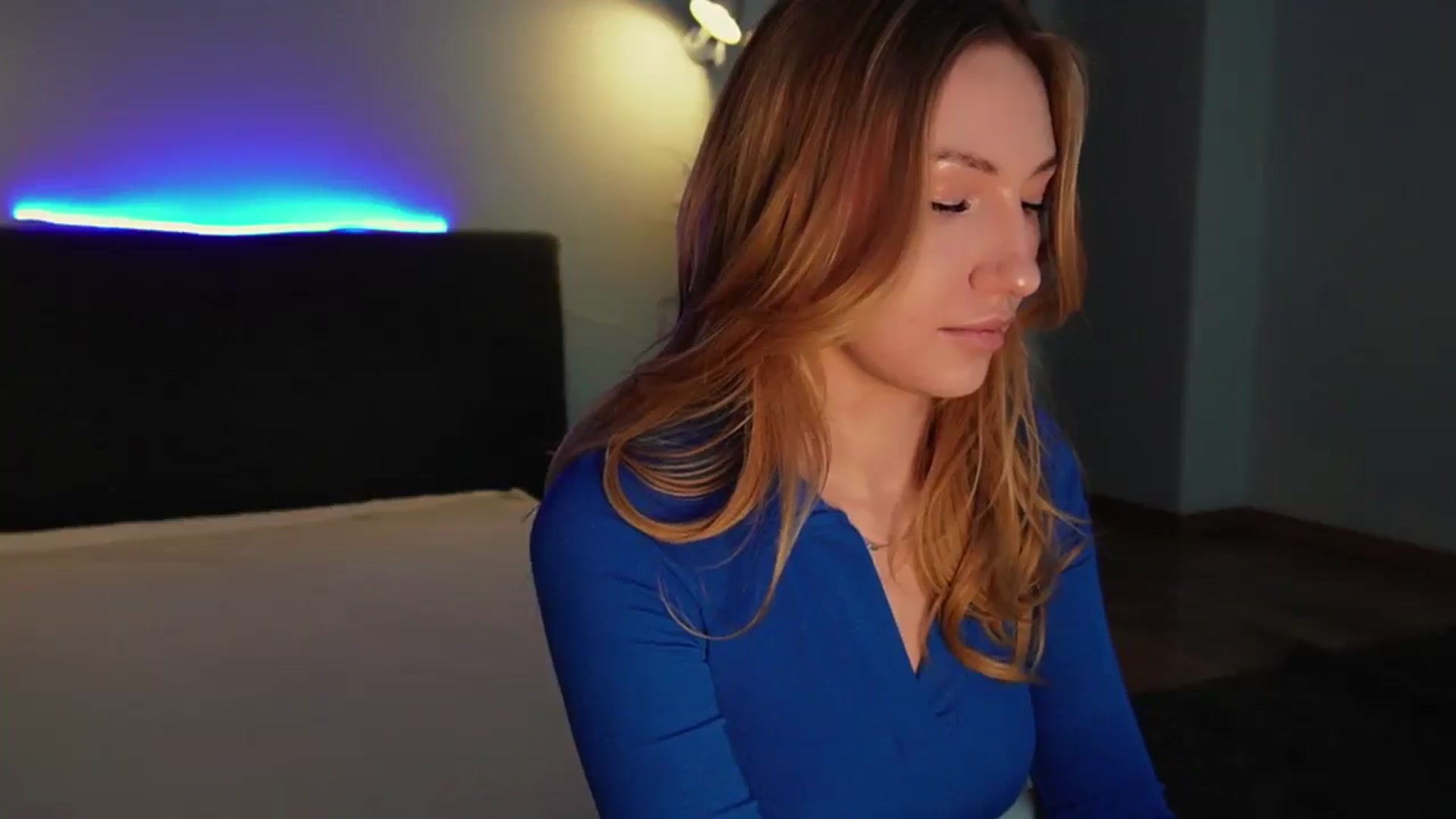Gallery image thumbnail from LovelyGin's myfreecams stream on, 03/18/2025, 15:29 image 6 of 20