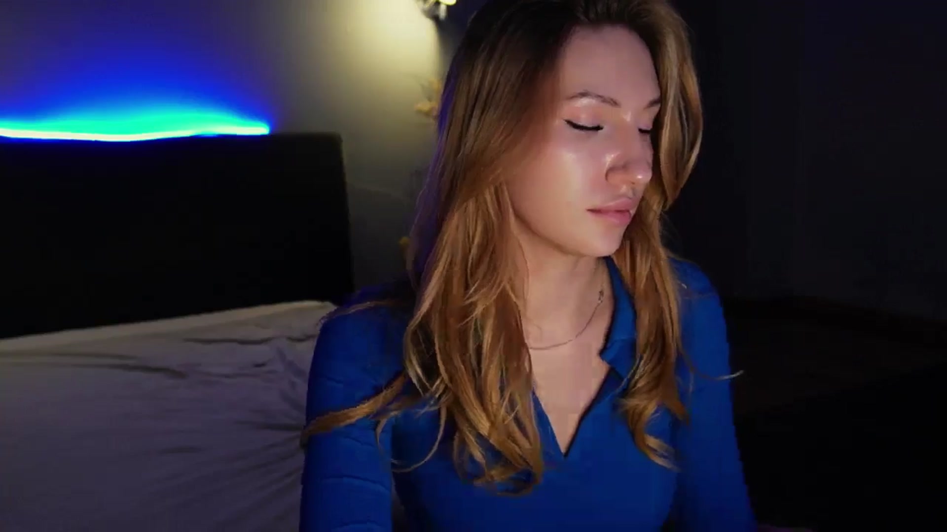 Gallery image thumbnail from LovelyGin's myfreecams stream on, 03/18/2025, 18:31 image 5 of 20