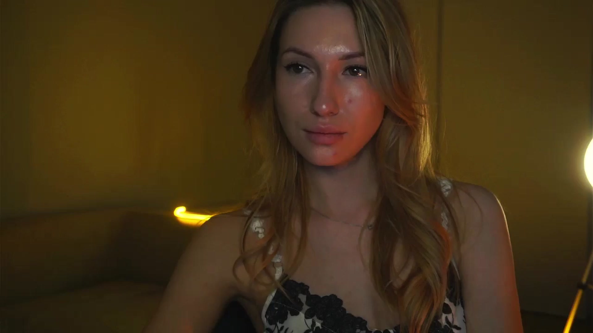Gallery image thumbnail from LovelyGin's myfreecams stream on, 03/20/2025, 18:17 image 2 of 20