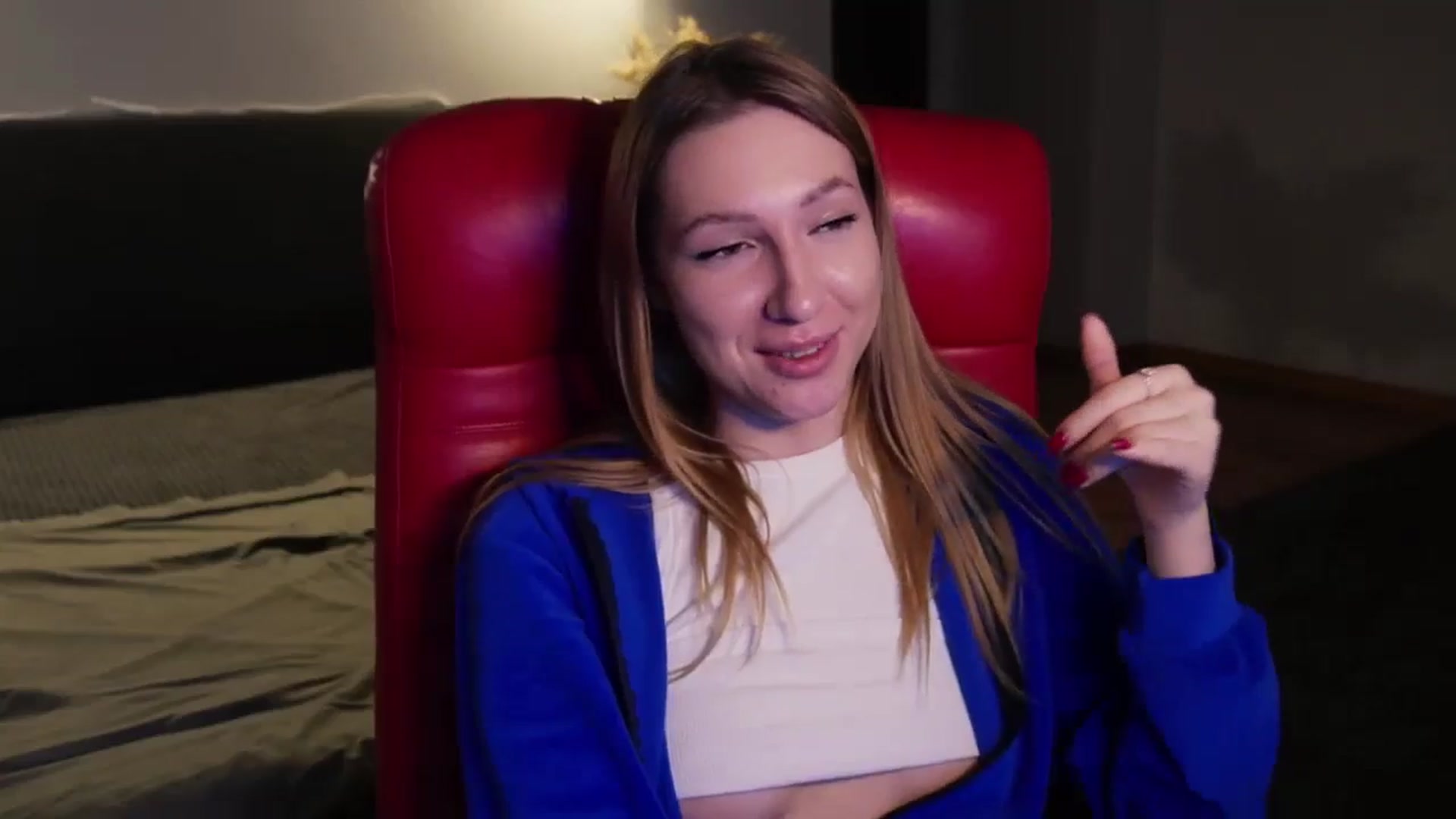 Gallery image thumbnail from LovelyGin's myfreecams stream on, 03/26/2025, 17:10 image 9 of 20