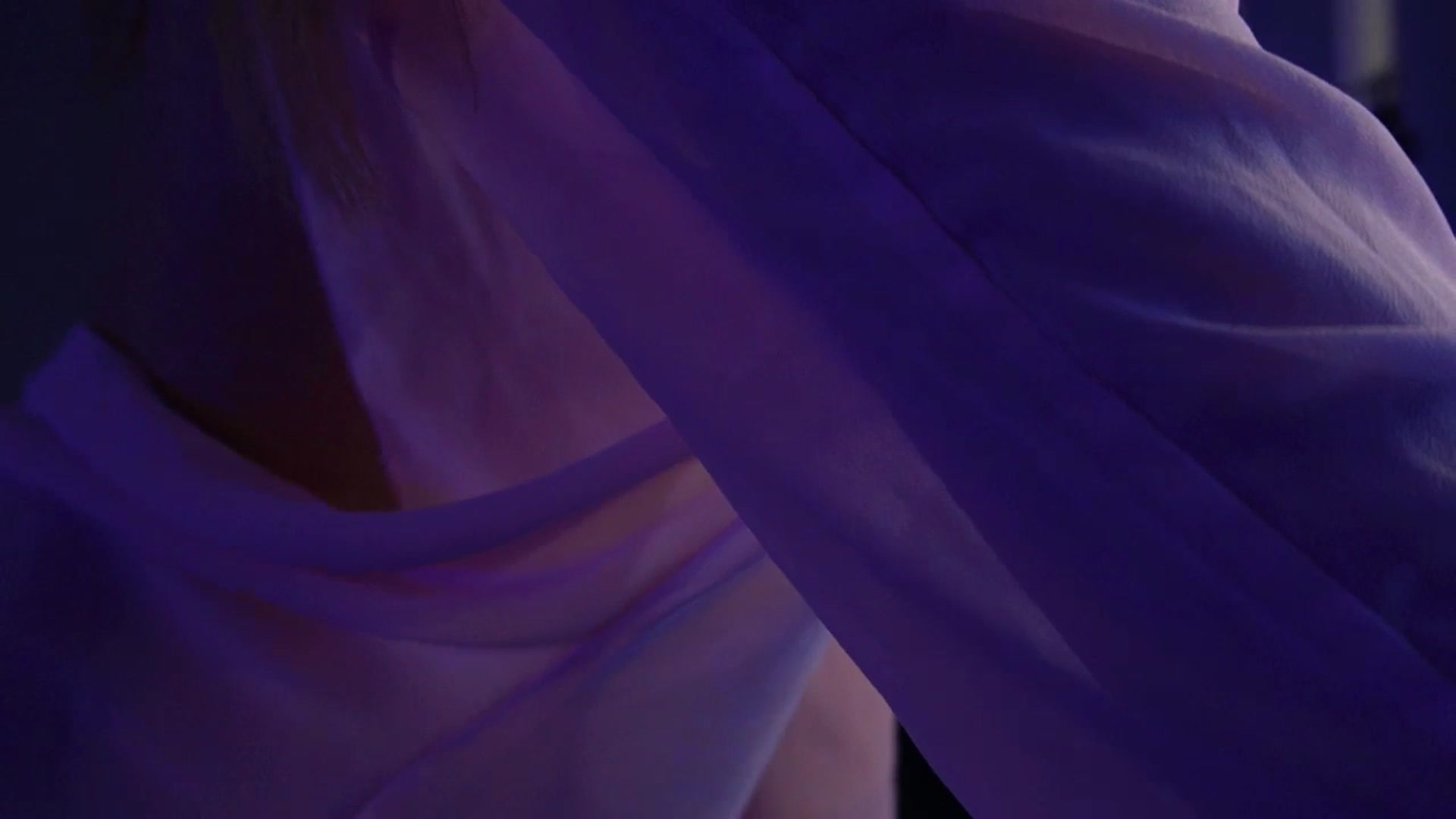 Gallery image thumbnail from LovelyGin's myfreecams stream on, 03/27/2025, 18:09 image 12 of 20