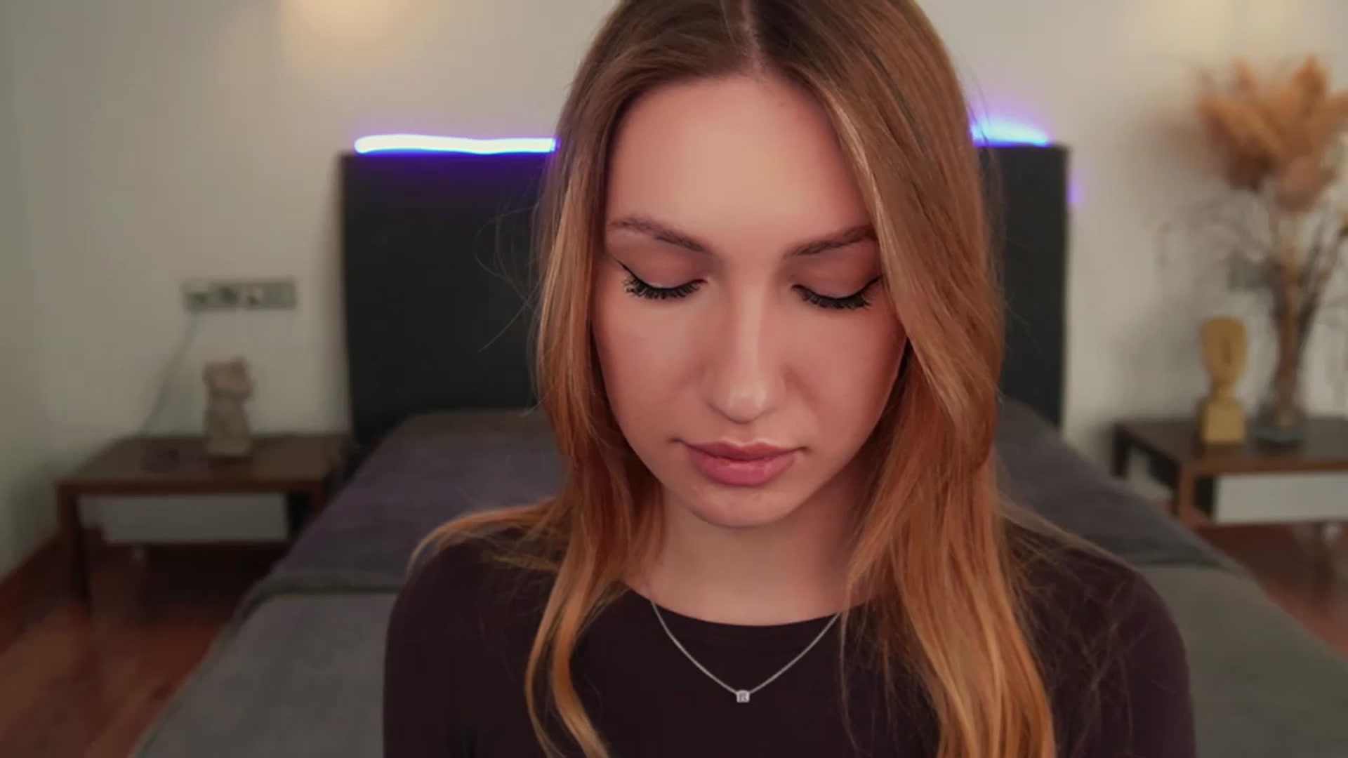 Gallery image thumbnail from LovelyGin's myfreecams stream on, 04/02/2025, 13:44 image 5 of 20