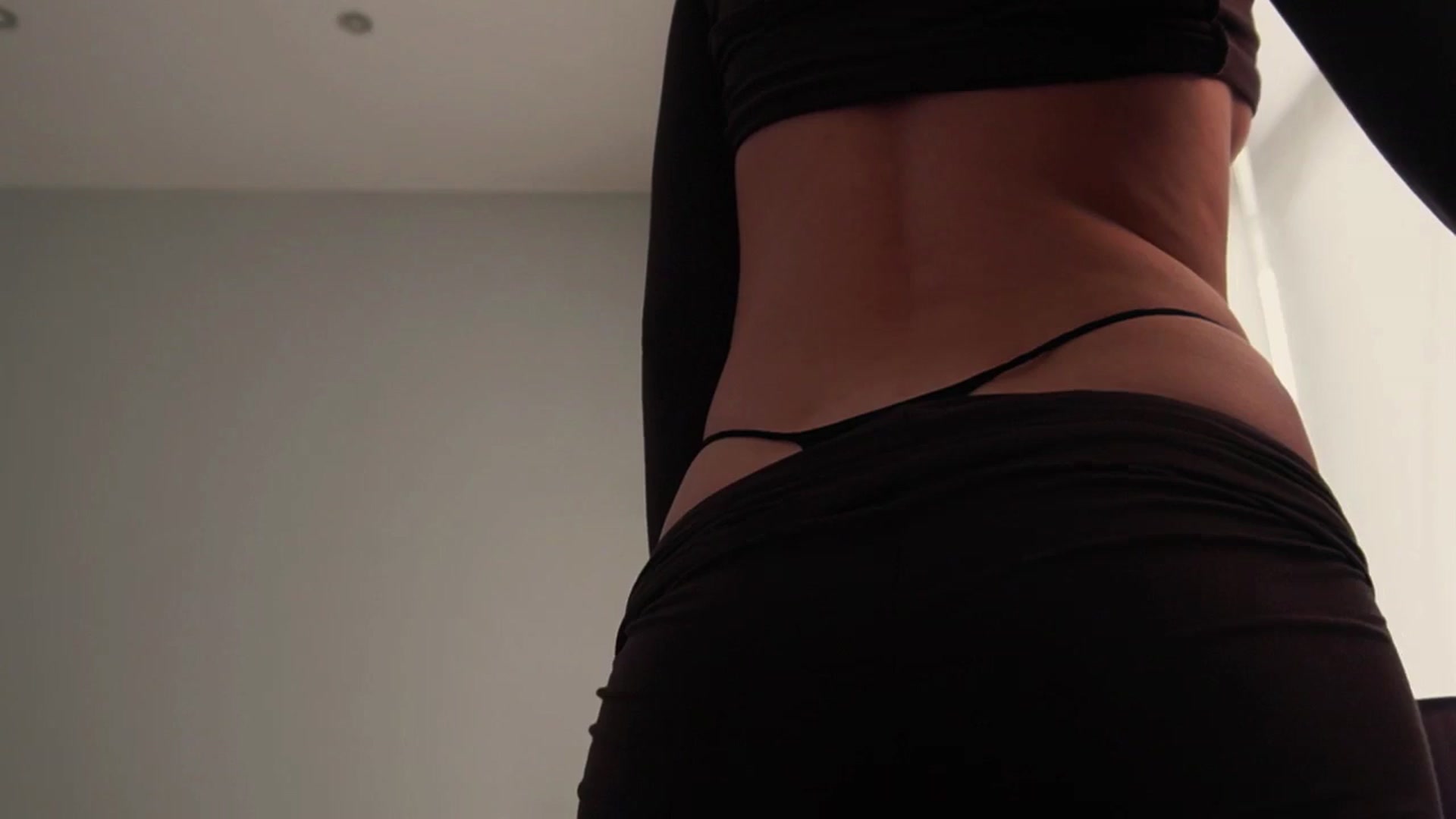 Gallery image thumbnail from LovelyGin's myfreecams stream on, 04/02/2025, 13:44 image 10 of 20