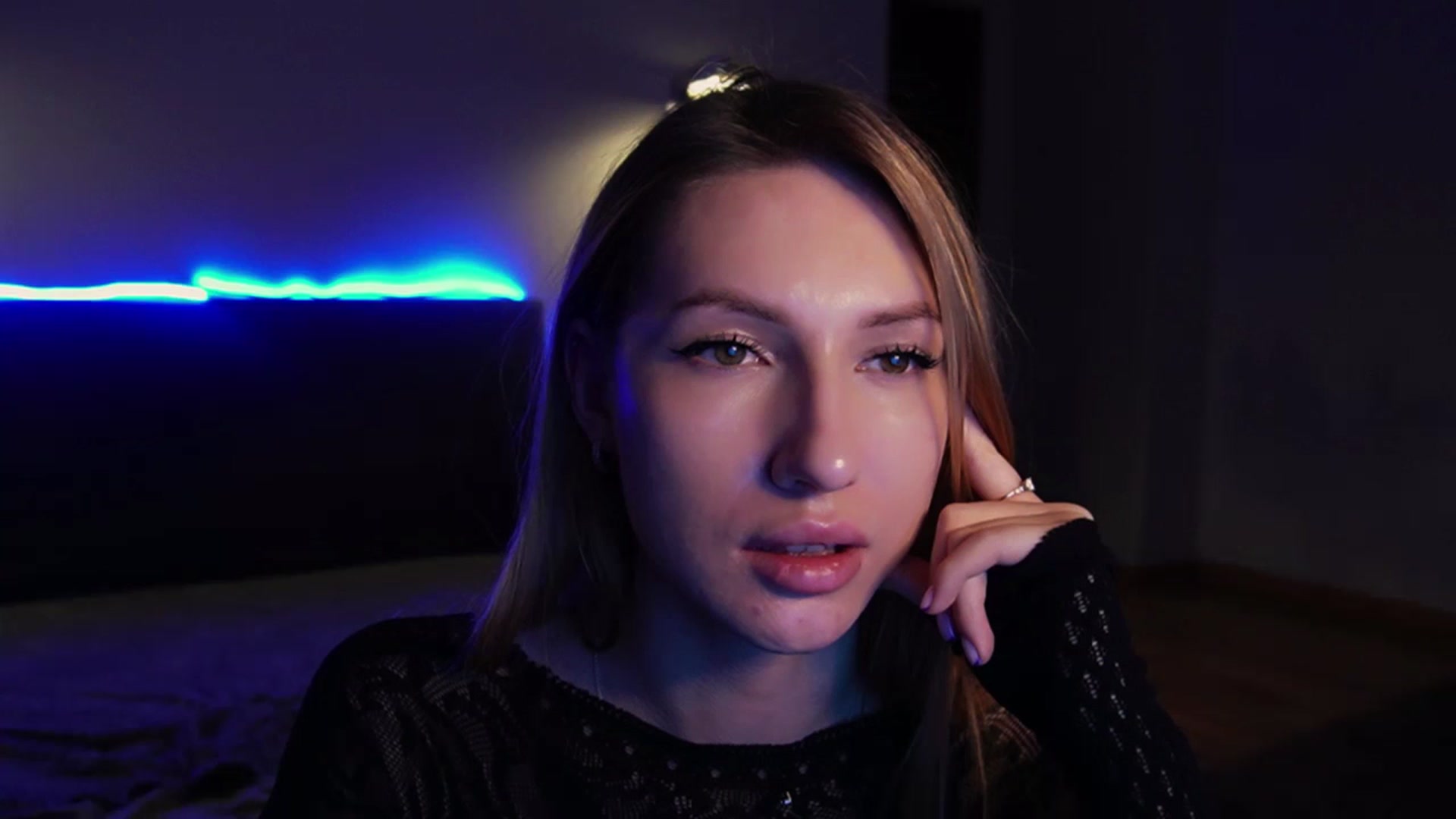 Gallery image thumbnail from LovelyGin's myfreecams stream on, 04/02/2025, 17:27 image 1 of 20