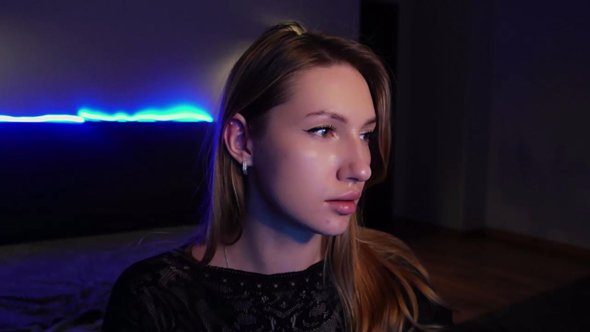 Gallery image thumbnail from LovelyGin's myfreecams stream on, 04/02/2025, 17:27 image 5 of 20