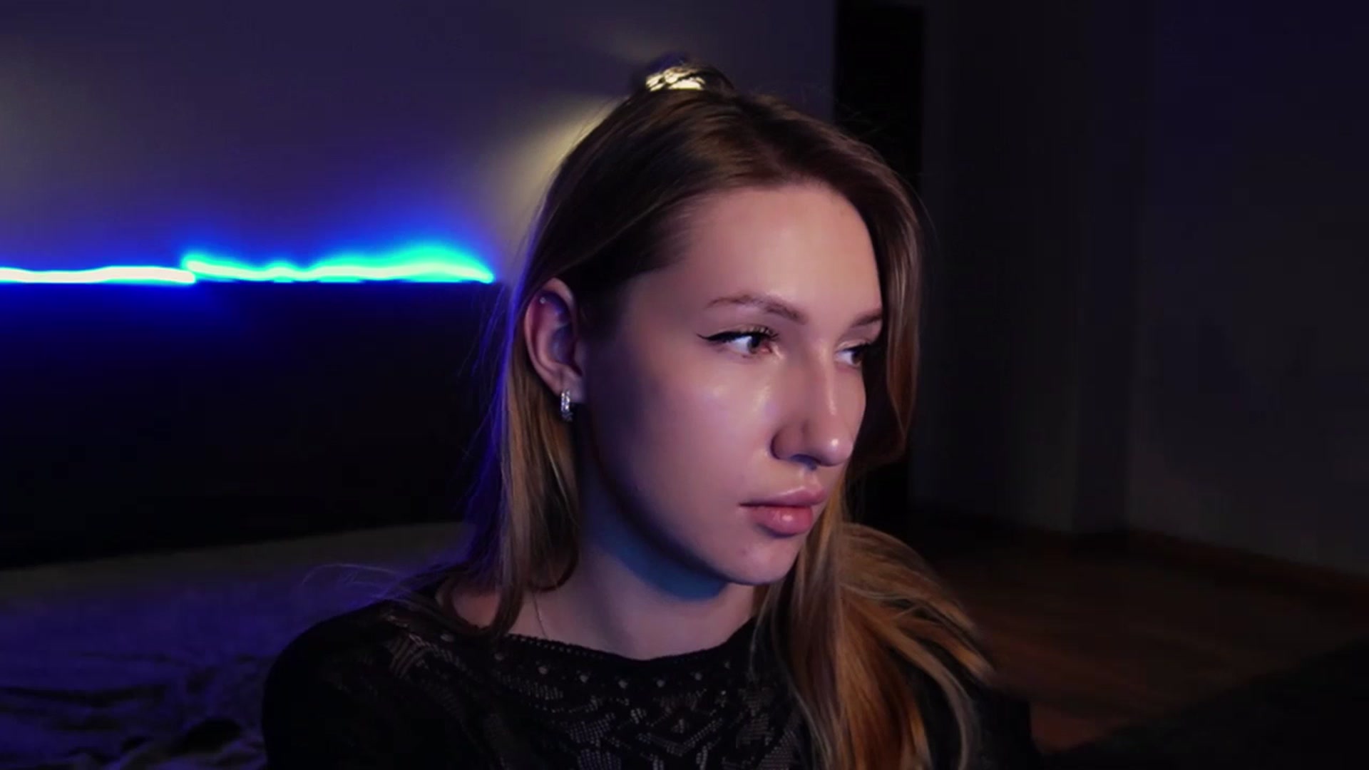 Gallery image thumbnail from LovelyGin's myfreecams stream on, 04/02/2025, 17:27 image 6 of 20