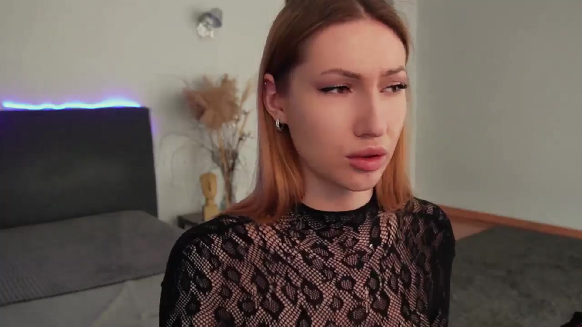 Gallery image thumbnail from LovelyGin's myfreecams stream on, 04/07/2025, 13:31 image 8 of 20