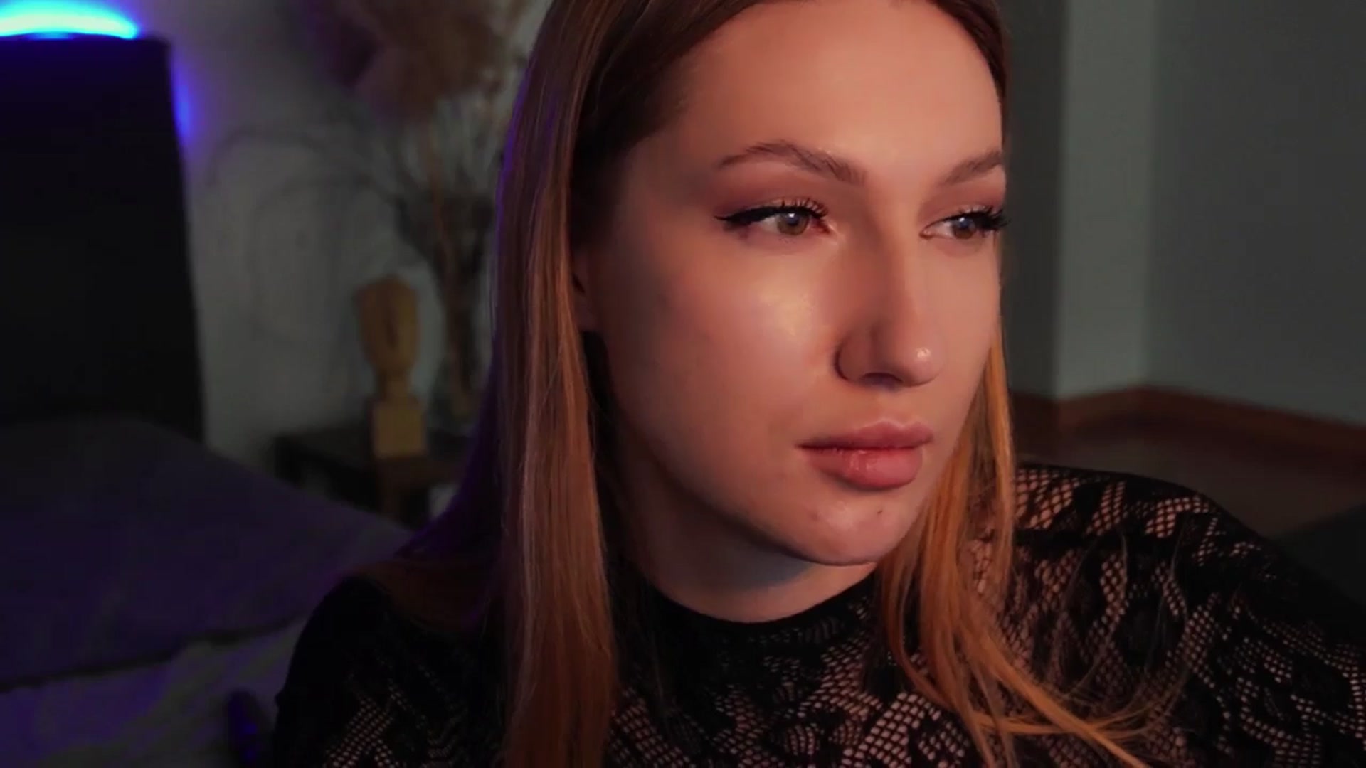 Gallery image thumbnail from LovelyGin's myfreecams stream on, 04/07/2025, 15:37 image 13 of 20