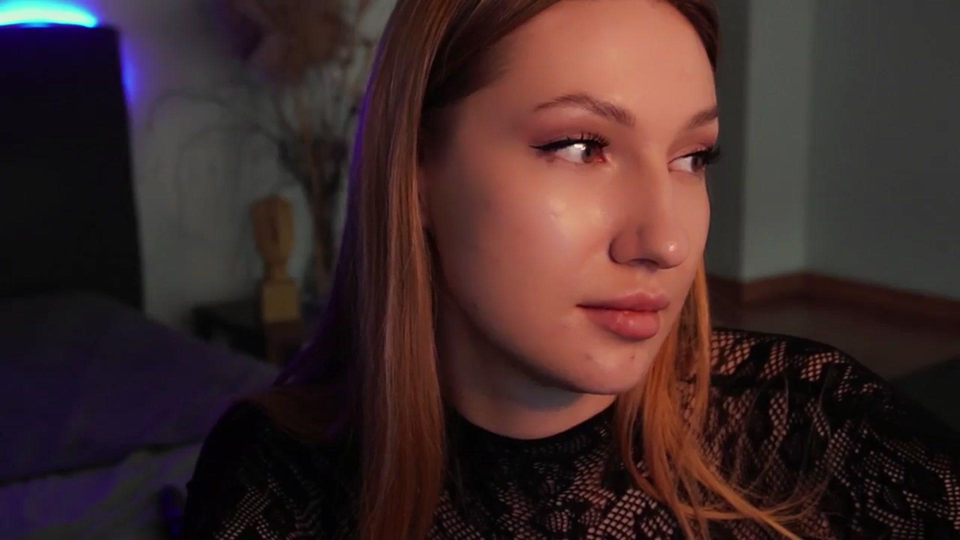 Gallery image thumbnail from LovelyGin's myfreecams stream on, 04/07/2025, 15:37 image 12 of 20