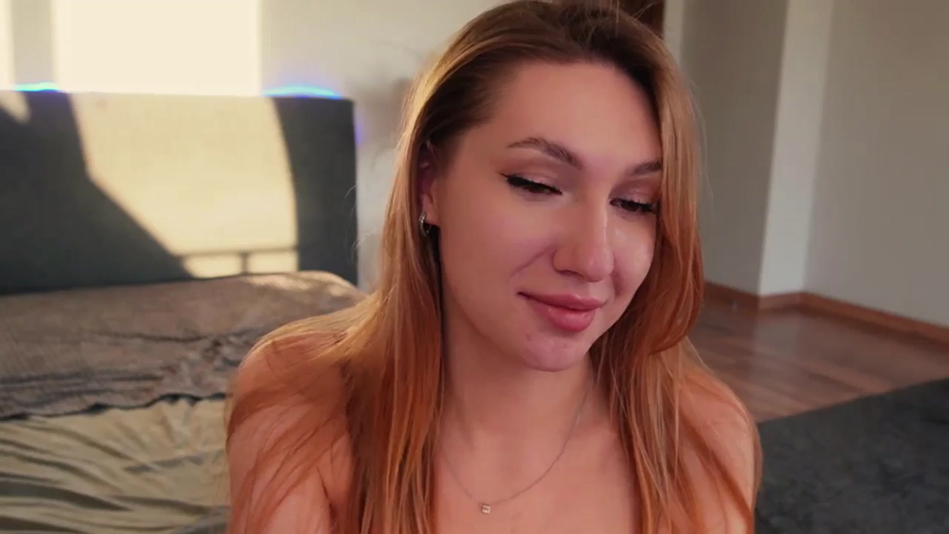 Gallery image thumbnail from LovelyGin's myfreecams stream on, 04/08/2025, 15:58 image 18 of 20