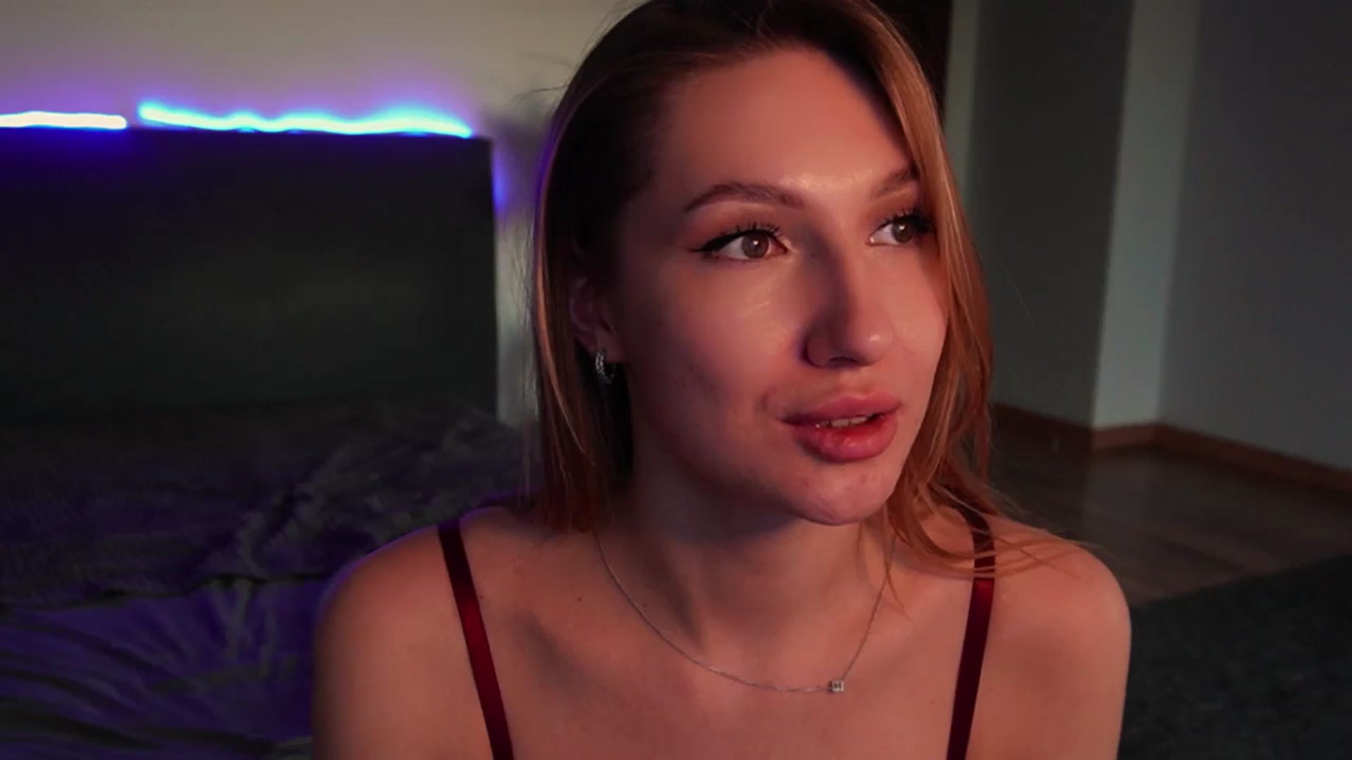 Gallery image thumbnail from LovelyGin's myfreecams stream on, 04/08/2025, 18:47 image 3 of 20