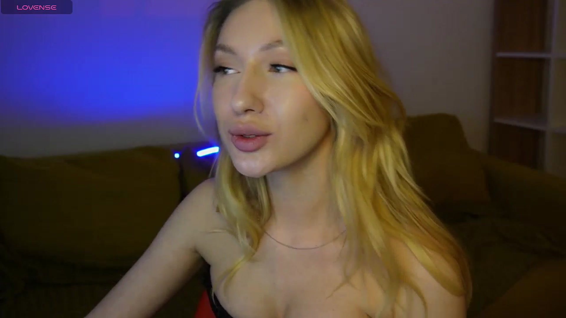 Gallery image thumbnail from LovelyGin's myfreecams stream on, 05/09/2025, 14:09 image 14 of 20