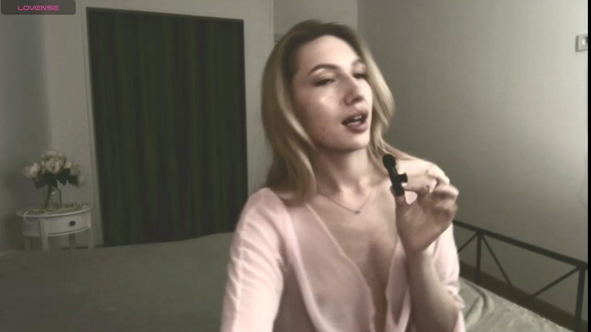 Gallery image thumbnail from LovelyGin's myfreecams stream on, 05/09/2025, 15:38 image 5 of 20