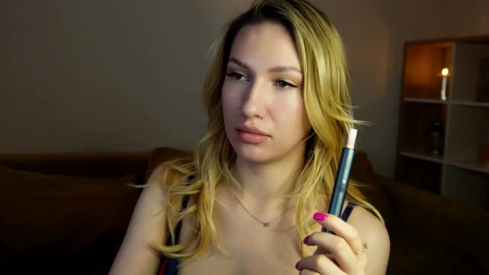 Gallery image thumbnail from LovelyGin's myfreecams stream on, 05/13/2025, 14:33 image 9 of 20