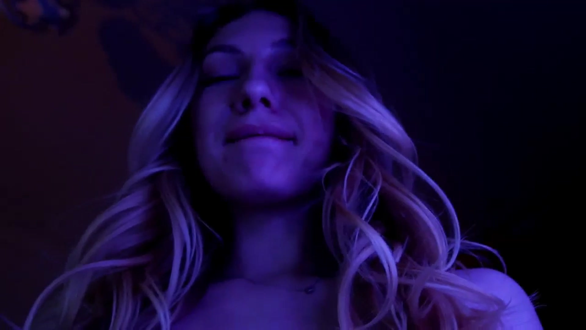 Gallery image thumbnail from LovelyGin's myfreecams stream on, 05/13/2025, 14:33 image 20 of 20