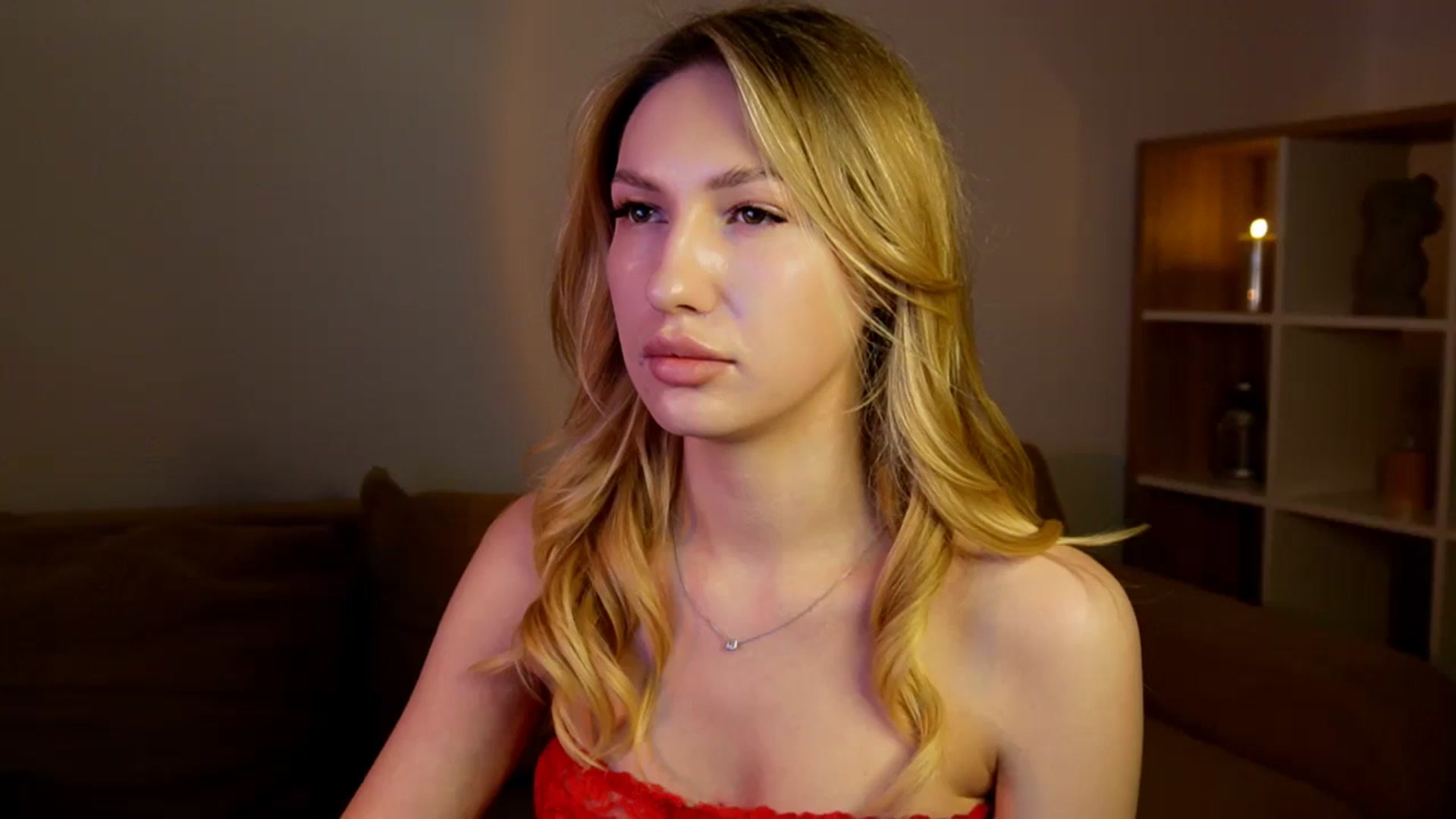 Gallery image thumbnail from LovelyGin's myfreecams stream on, 05/14/2025, 13:02 image 8 of 20