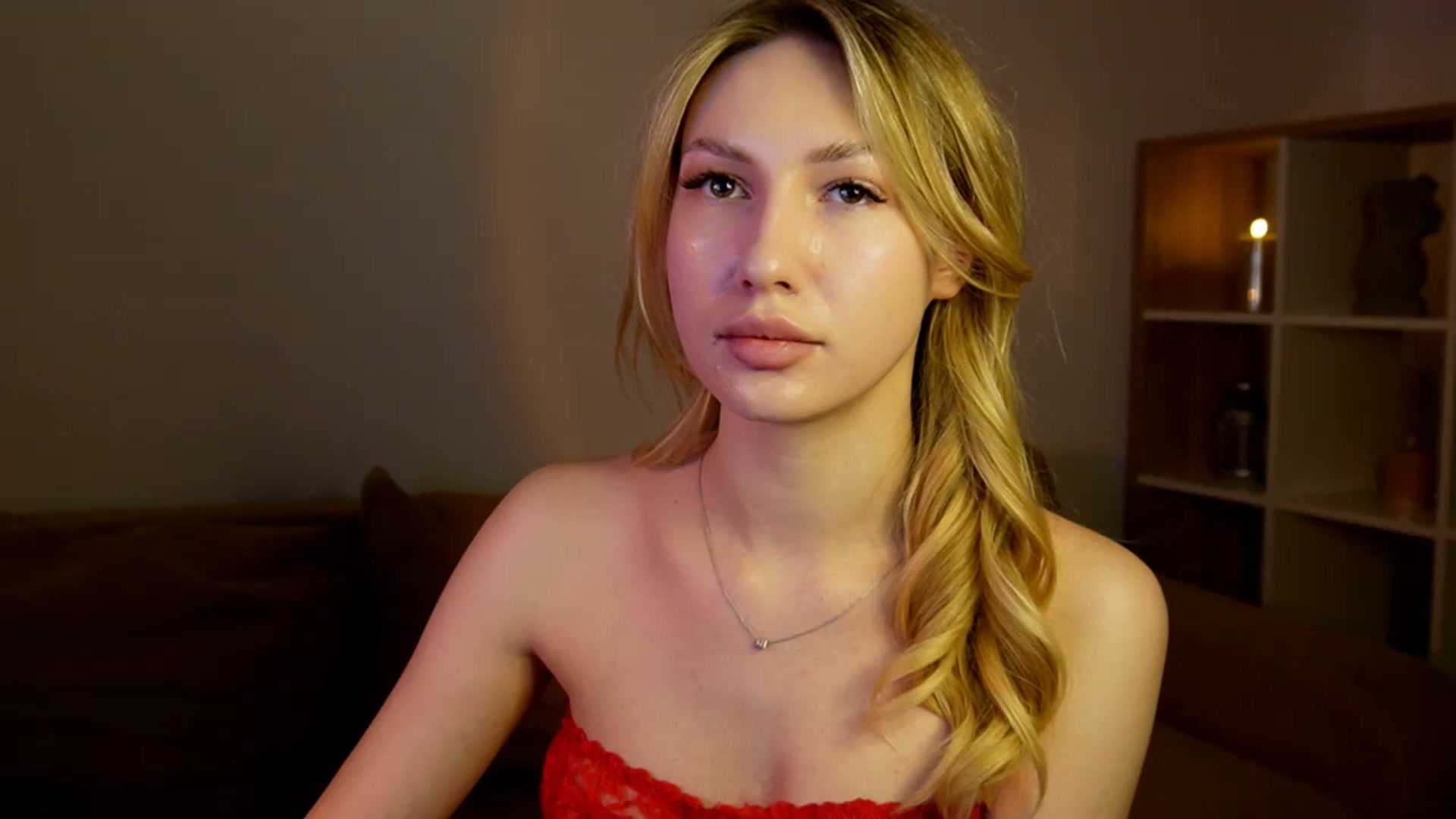 Gallery image thumbnail from LovelyGin's myfreecams stream on, 05/14/2025, 13:02 image 6 of 20