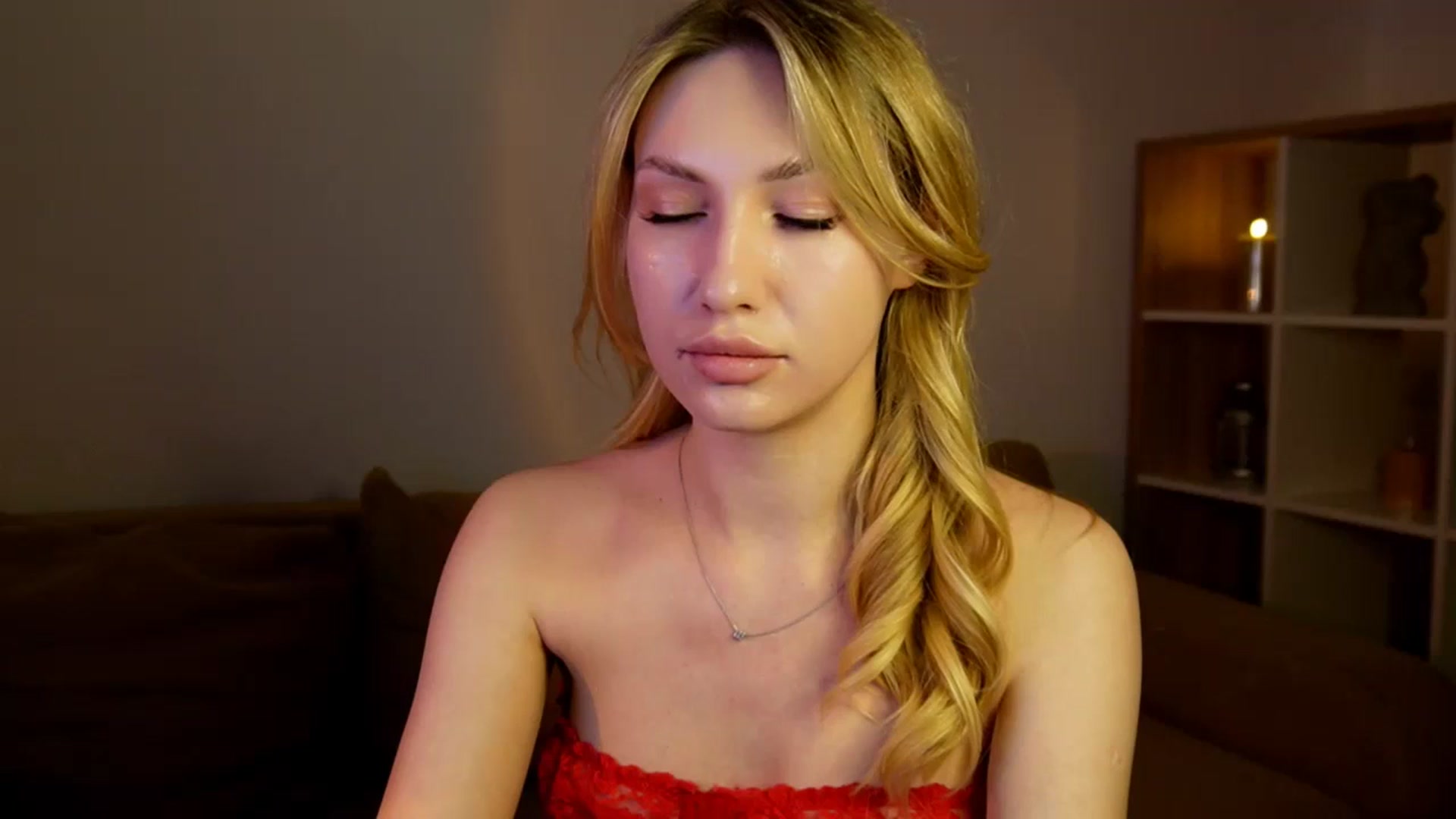 Gallery image thumbnail from LovelyGin's myfreecams stream on, 05/14/2025, 13:02 image 1 of 20