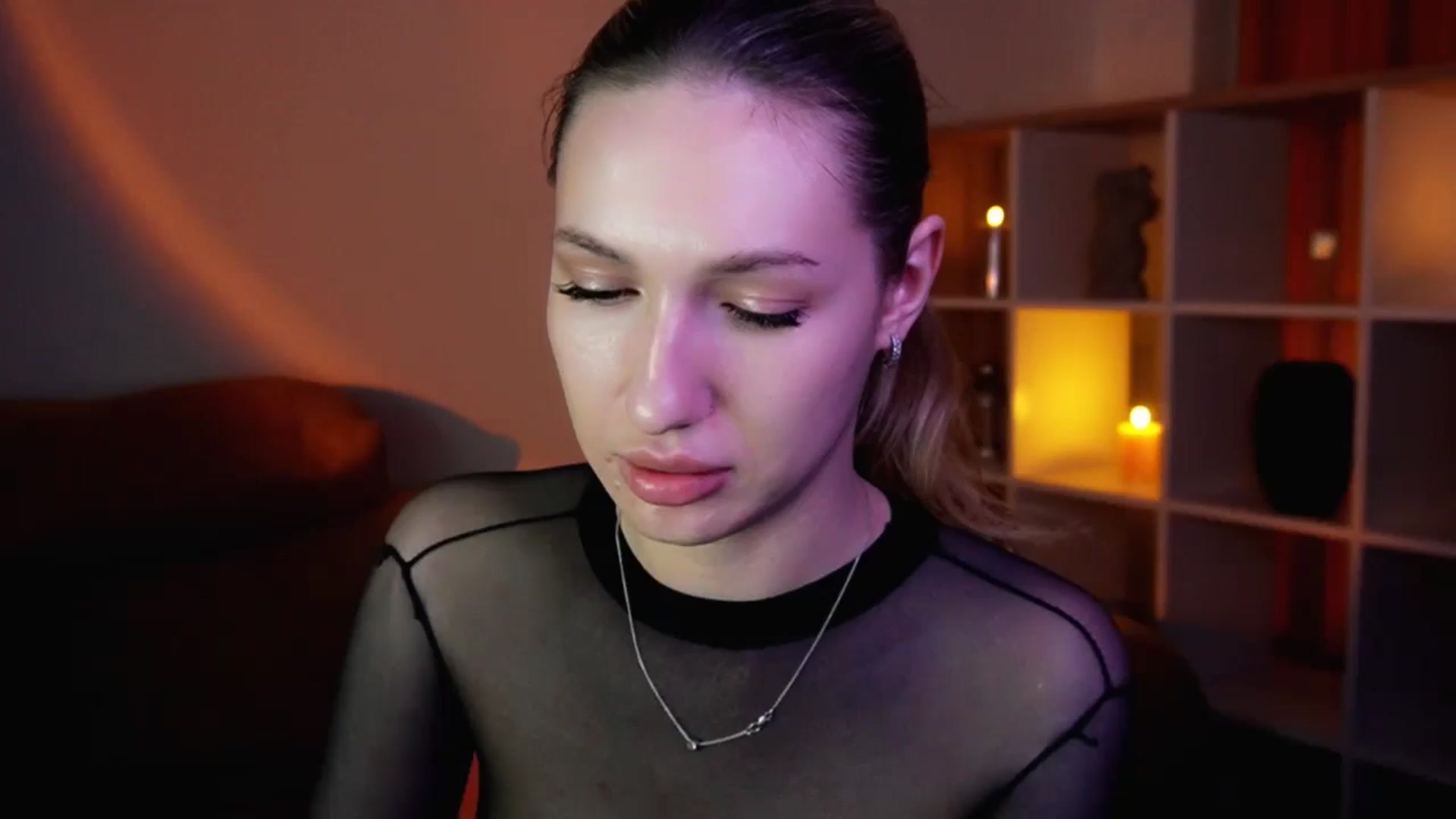Gallery image thumbnail from LovelyGin's myfreecams stream on, 05/15/2025, 19:03 image 3 of 20