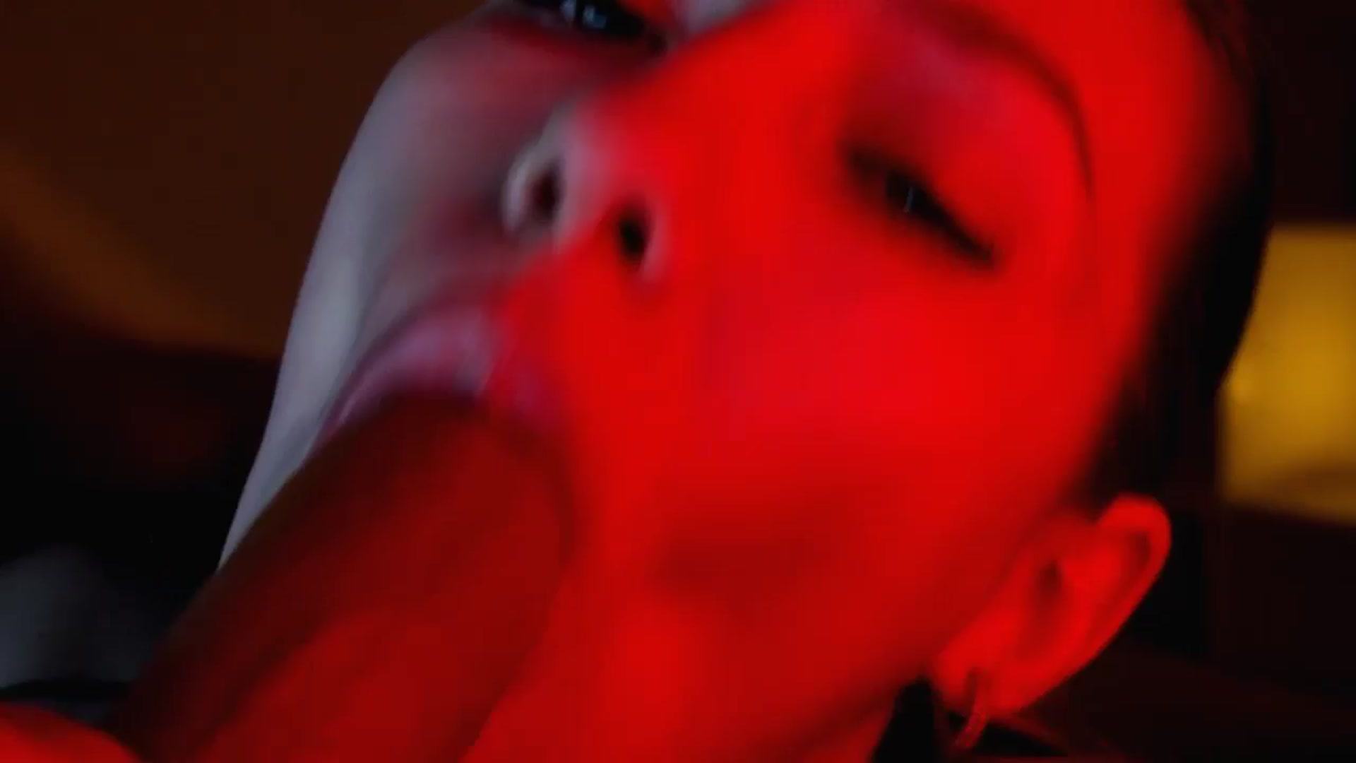 Gallery image thumbnail from LovelyGin's myfreecams stream on, 05/15/2025, 19:03 image 10 of 20