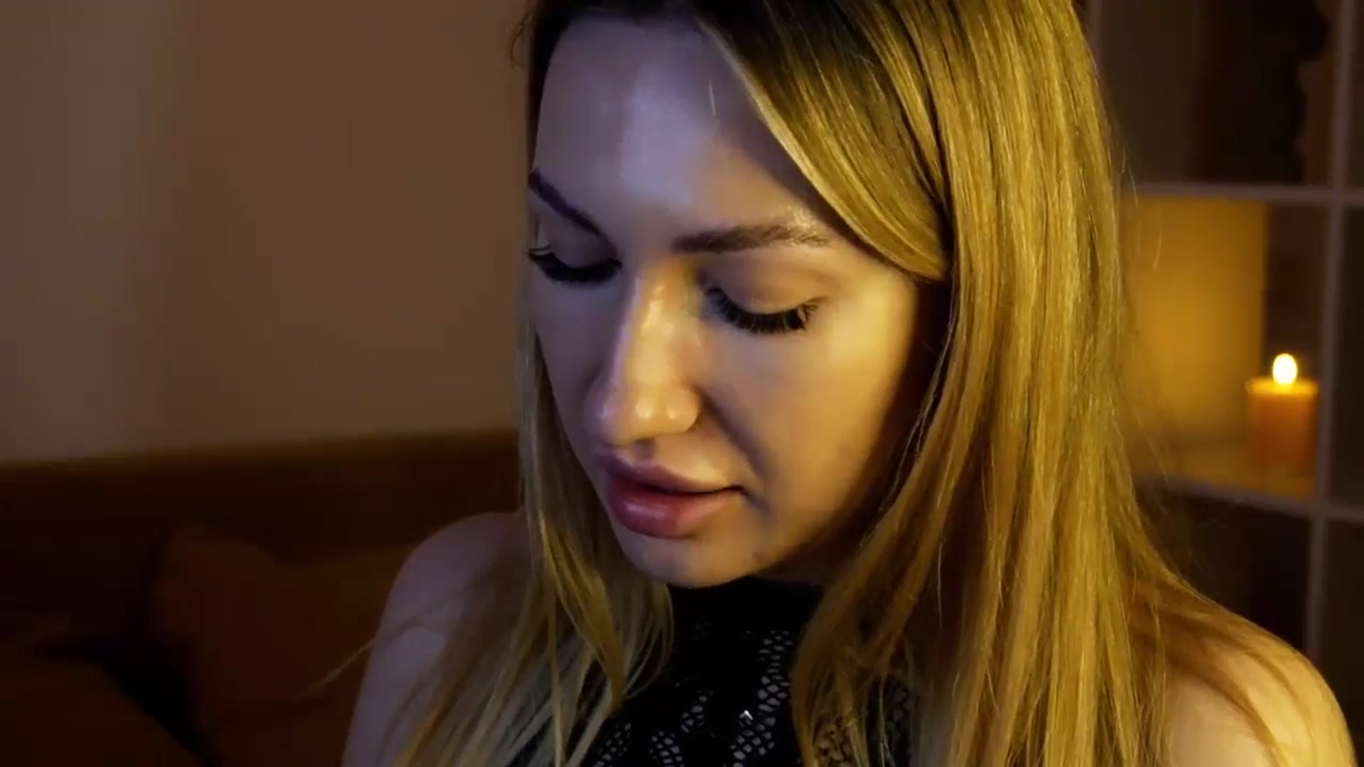 Gallery image thumbnail from LovelyGin's myfreecams stream on, 05/19/2025, 12:54 image 10 of 20