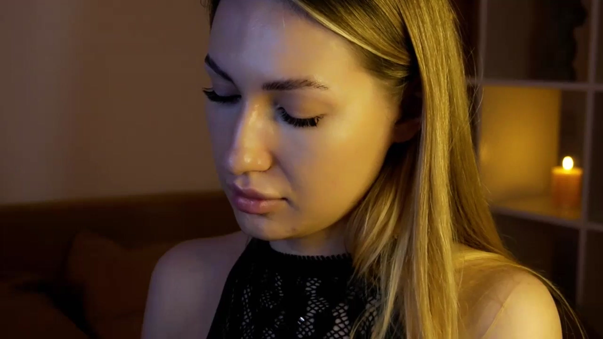 Gallery image thumbnail from LovelyGin's myfreecams stream on, 05/19/2025, 12:54 image 8 of 20