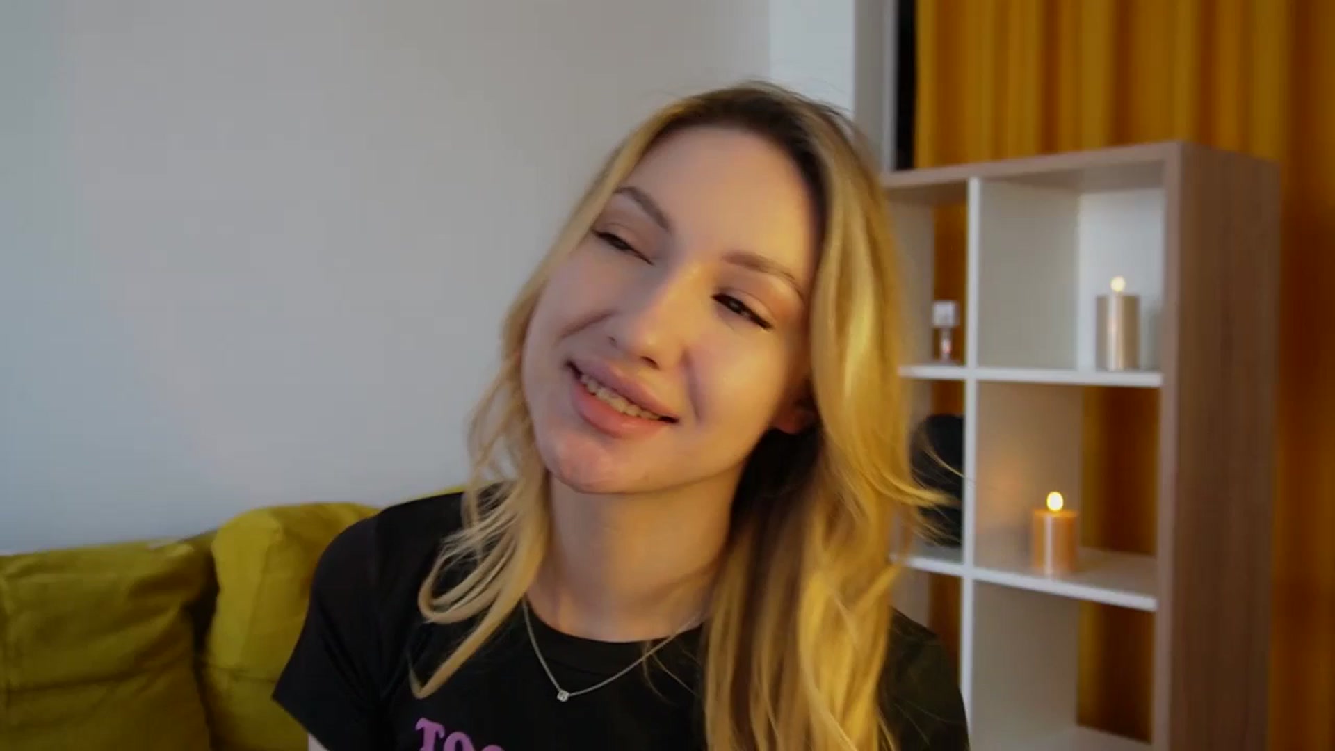 Gallery image thumbnail from LovelyGin's myfreecams stream on, 05/20/2025, 13:17 image 9 of 20