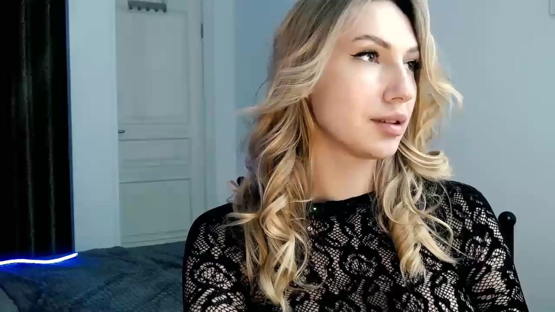 Gallery image thumbnail from LovelyGin's myfreecams stream on, 05/27/2025, 14:41 image 19 of 20