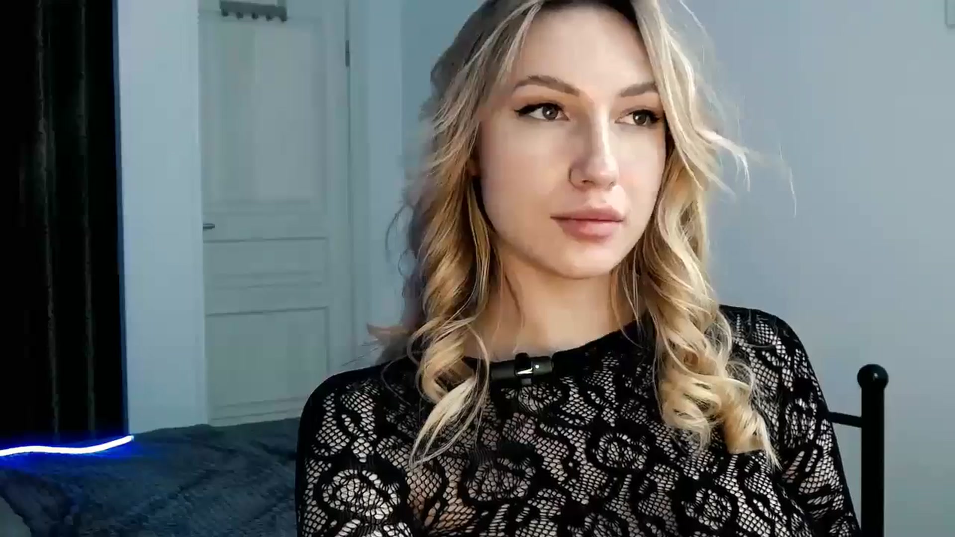 Gallery image thumbnail from LovelyGin's myfreecams stream on, 05/27/2025, 14:41 image 18 of 20