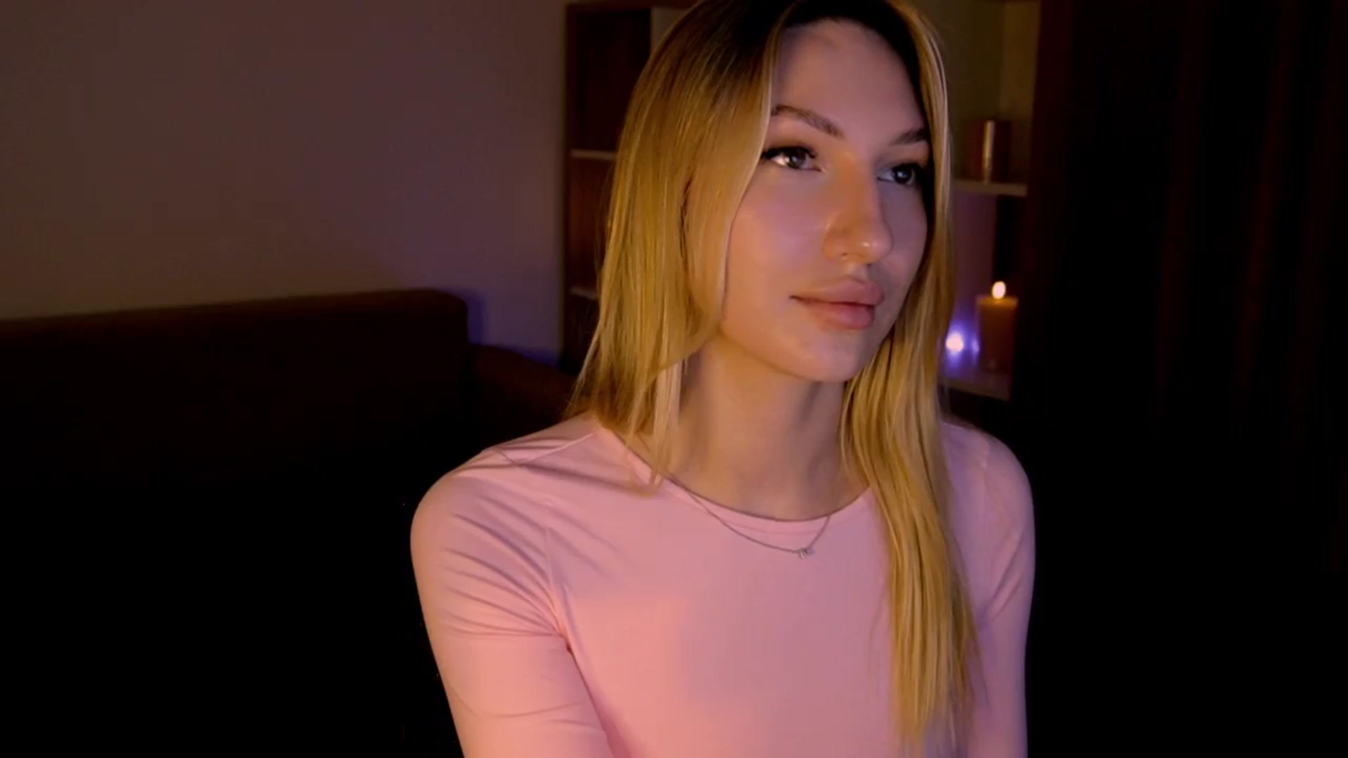 Gallery image thumbnail from LovelyGin's myfreecams stream on, 05/29/2025, 16:28 image 4 of 20