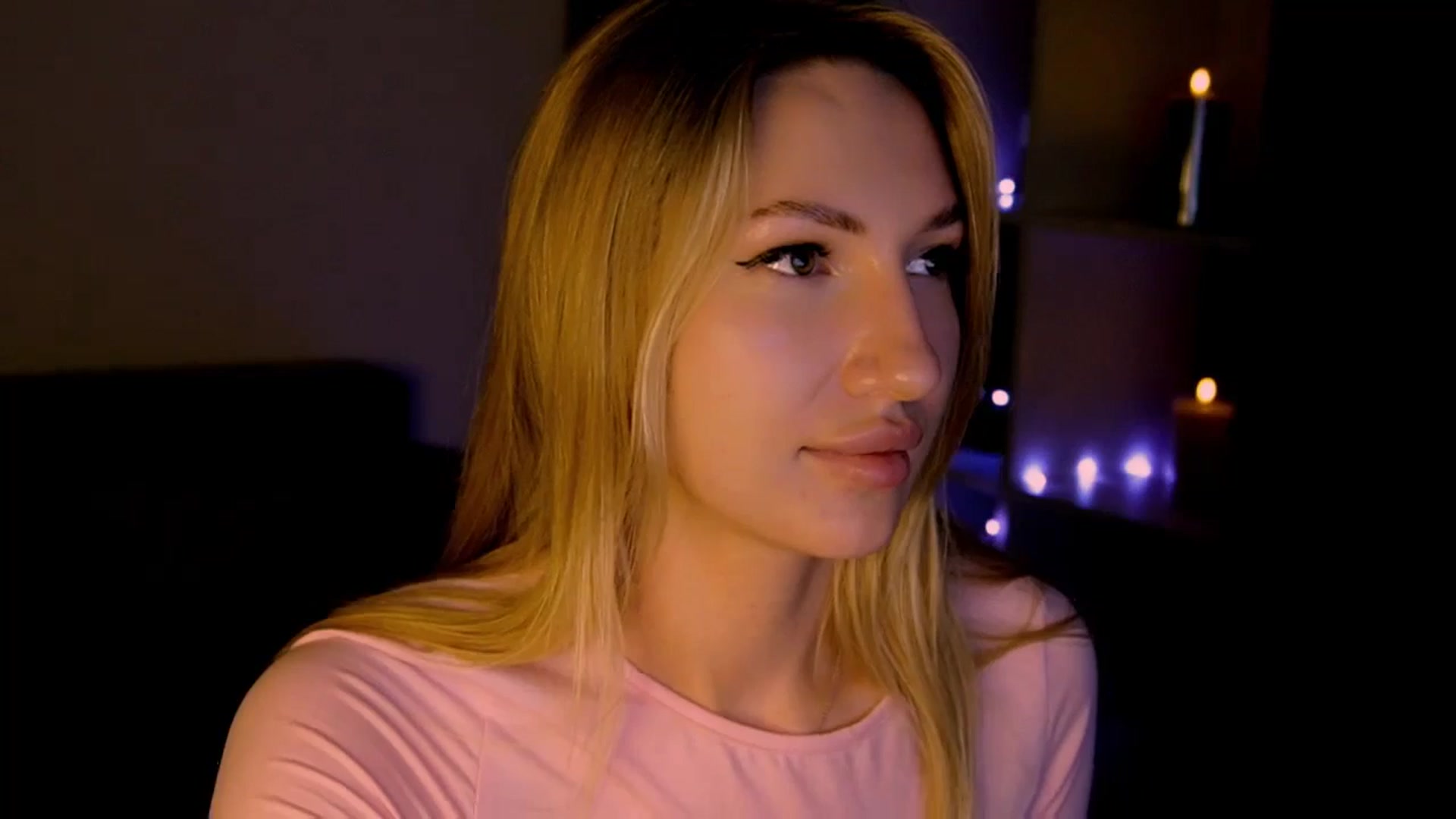 Gallery image thumbnail from LovelyGin's myfreecams stream on, 05/29/2025, 17:56 image 8 of 20