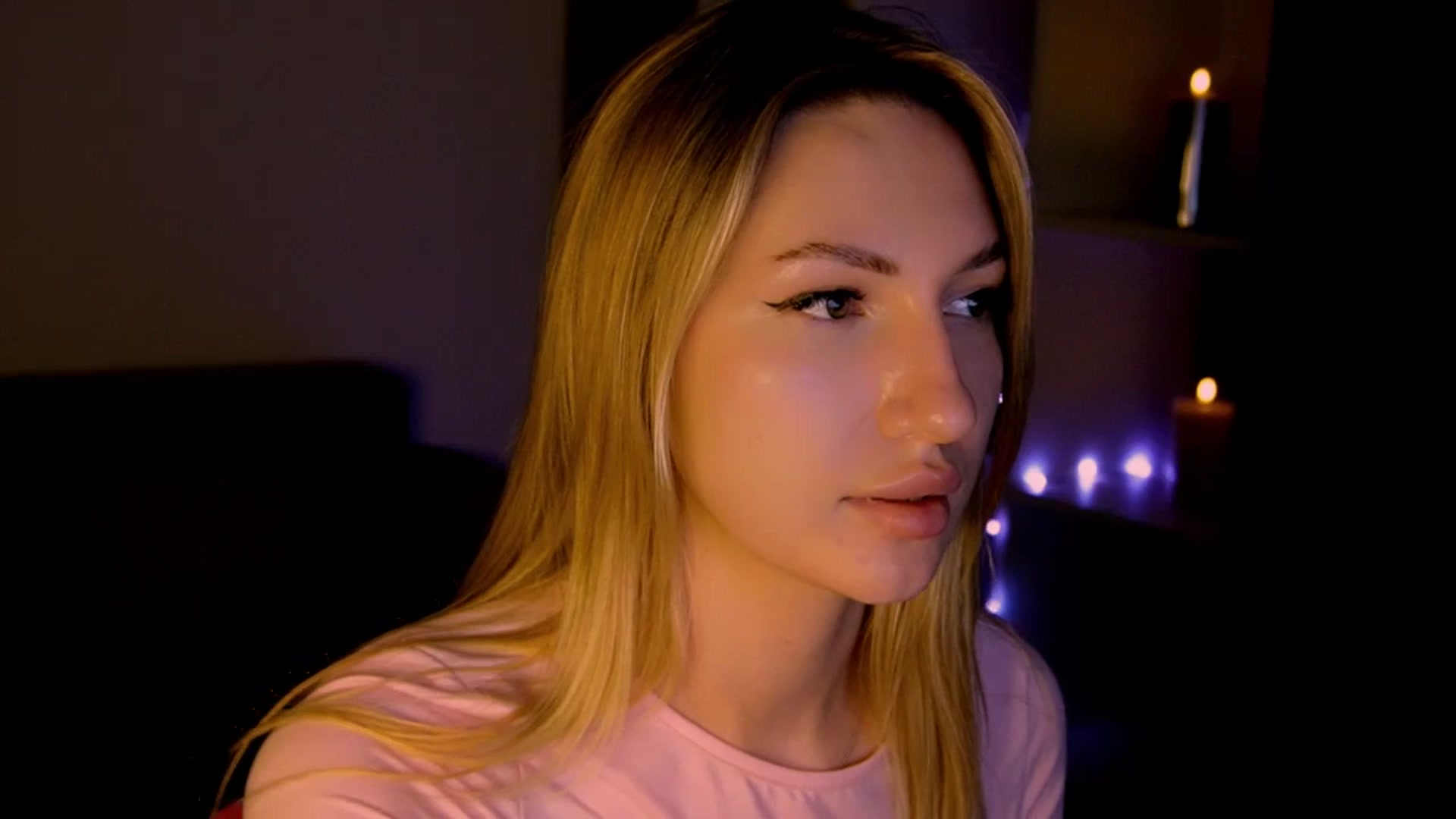 Gallery image thumbnail from LovelyGin's myfreecams stream on, 05/29/2025, 17:56 image 10 of 20