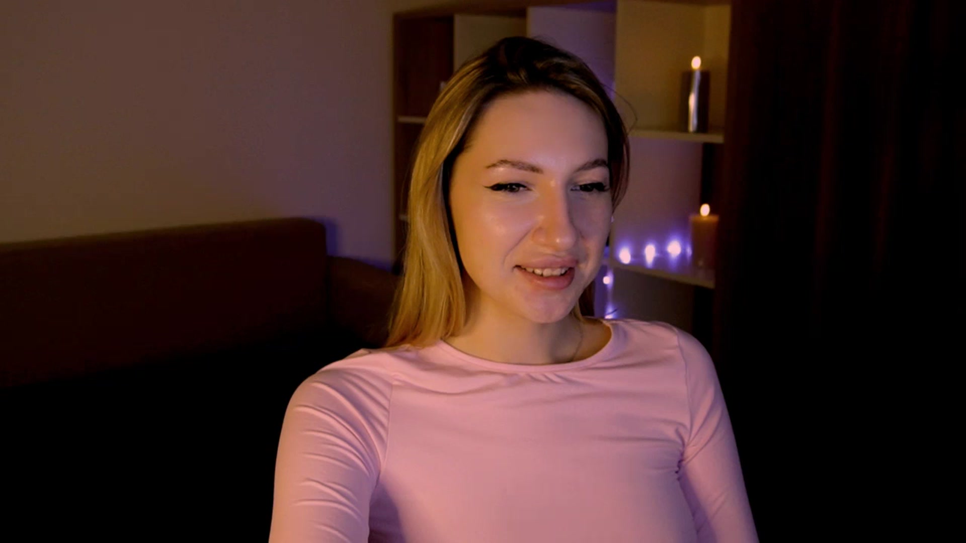 Gallery image thumbnail from LovelyGin's myfreecams stream on, 05/29/2025, 18:52 image 6 of 20