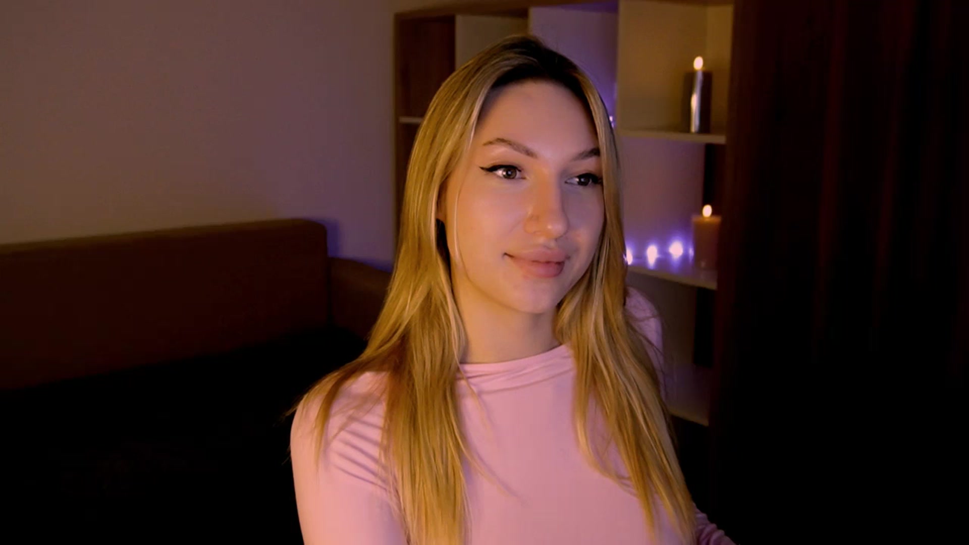 Gallery image thumbnail from LovelyGin's myfreecams stream on, 05/29/2025, 18:52 image 20 of 20