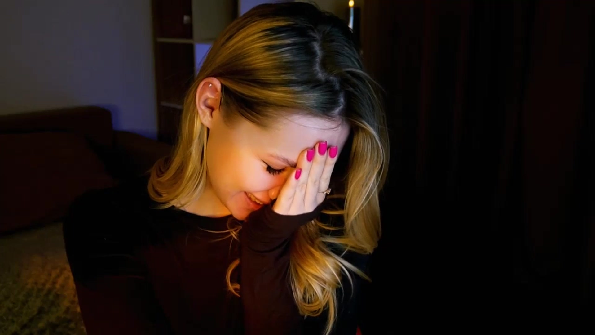 Gallery image thumbnail from LovelyGin's myfreecams stream on, 05/30/2025, 19:19 image 14 of 20