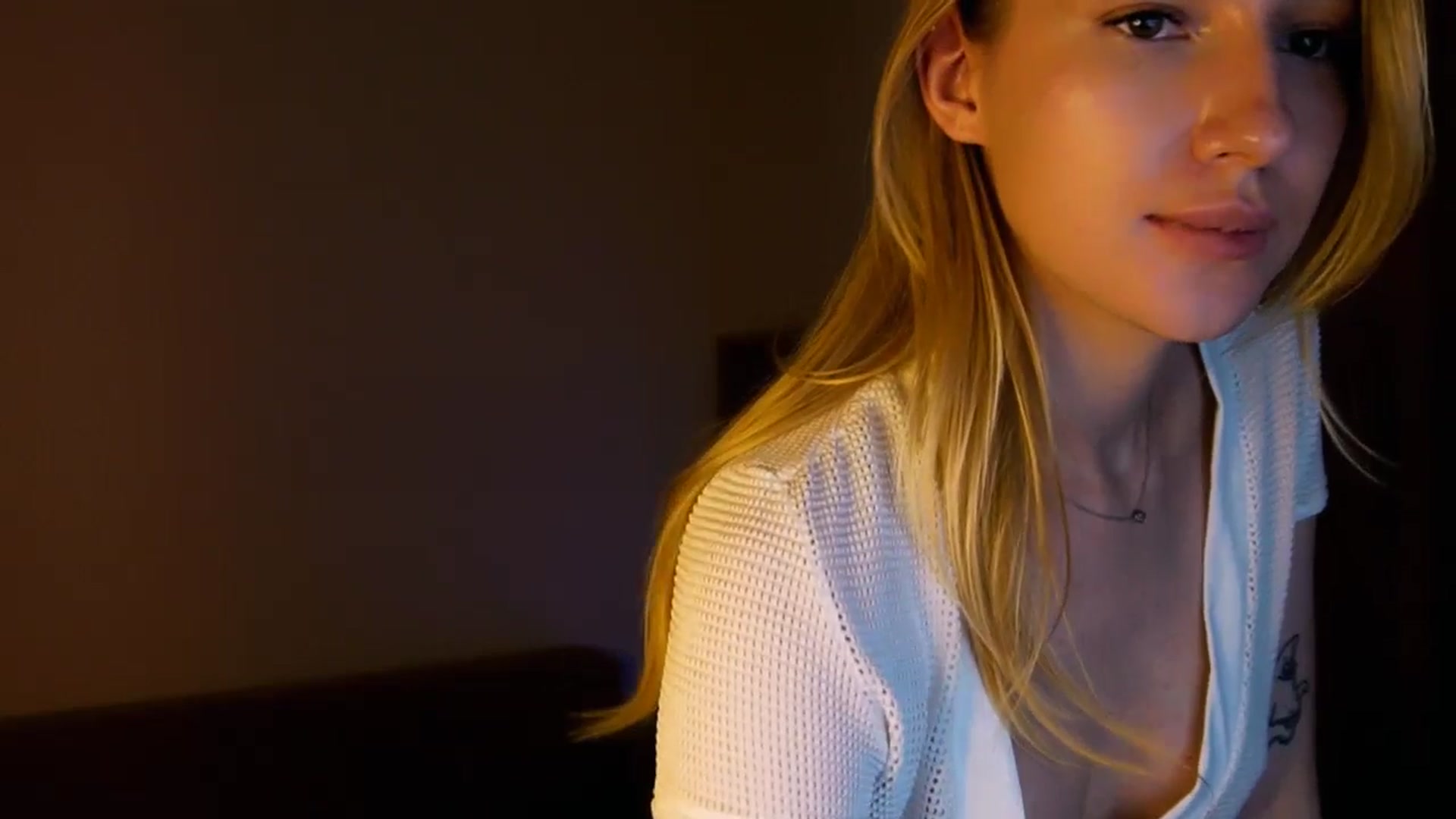 Gallery image thumbnail from LovelyGin's myfreecams stream on, 06/02/2025, 16:03 image 9 of 20