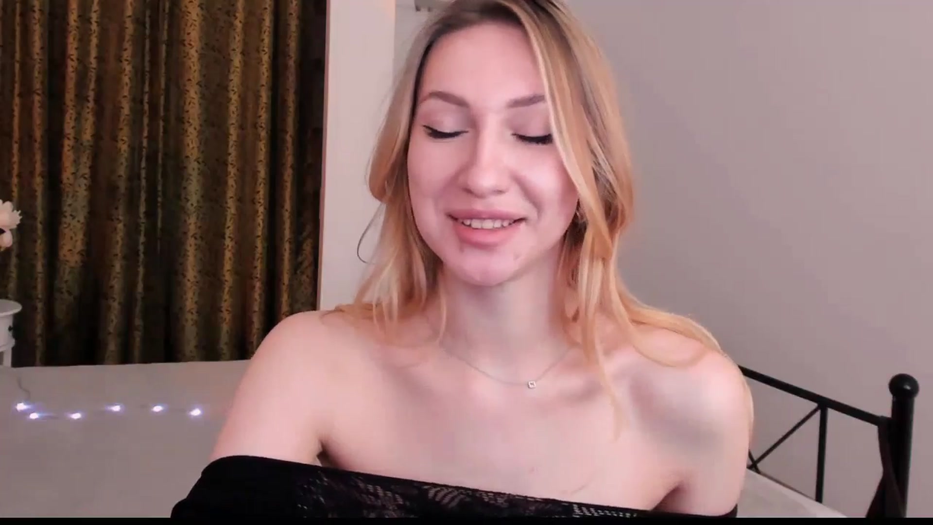 Gallery image thumbnail from LovelyGin's myfreecams stream on, 06/03/2025, 14:49 image 16 of 20