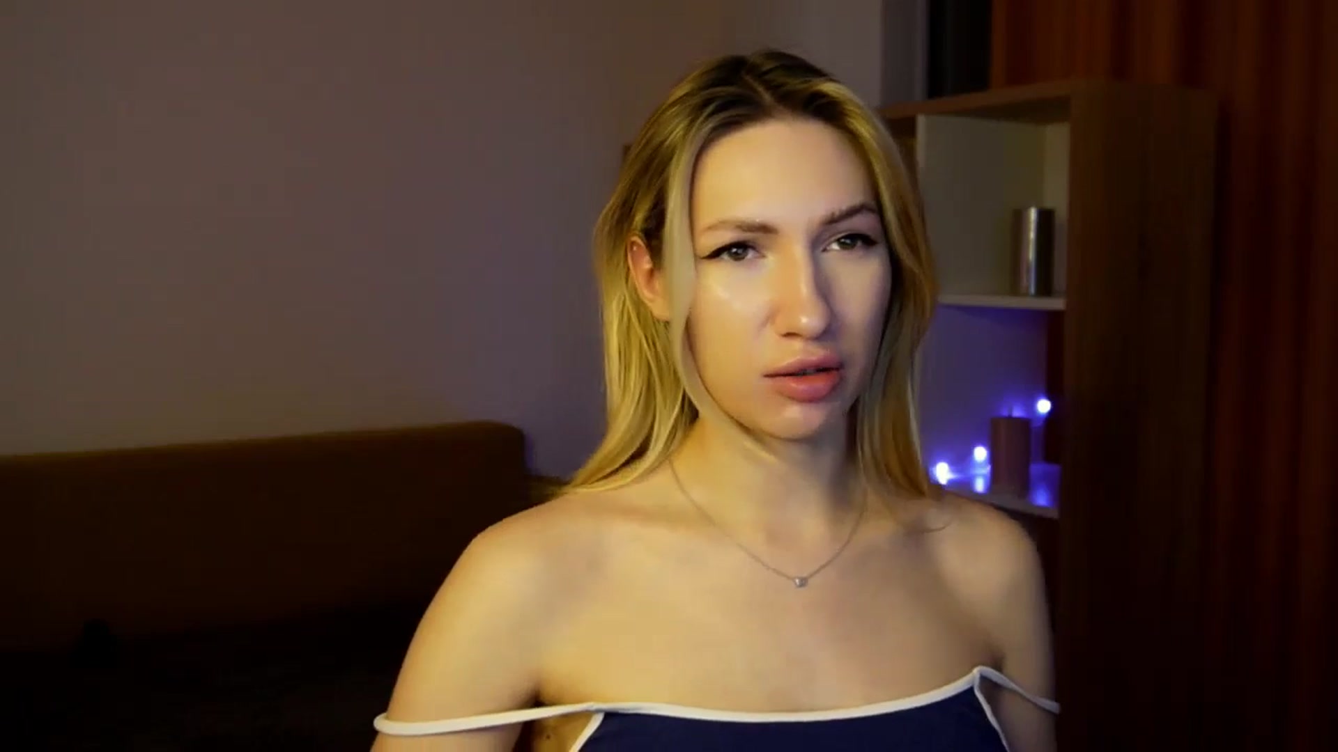 Gallery image thumbnail from LovelyGin's myfreecams stream on, 06/05/2025, 13:39 image 2 of 20